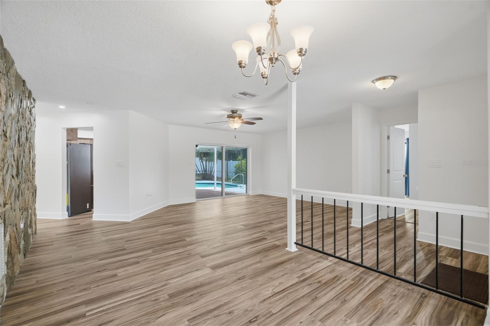 104 NESTLEBRANCH DR — photo 9