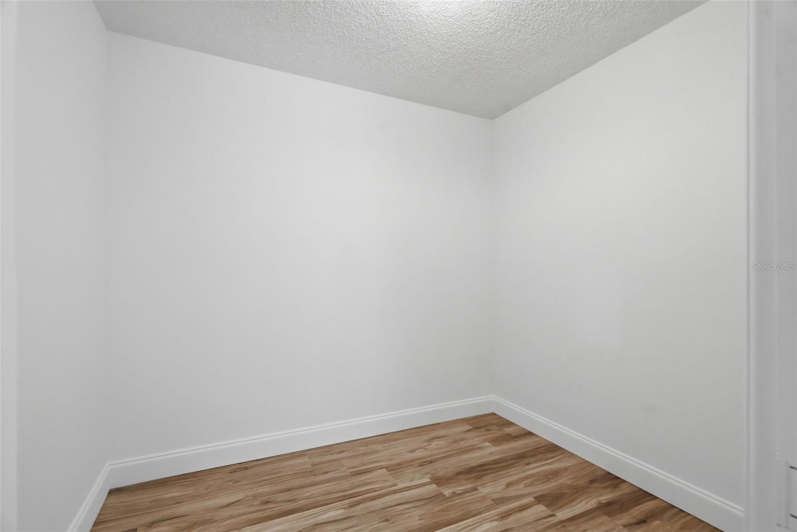104 NESTLEBRANCH DR — photo 14