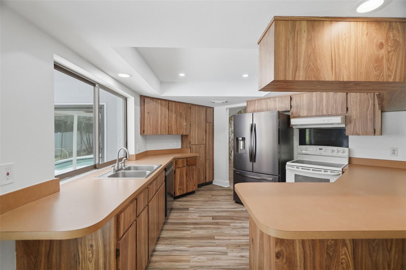 104 NESTLEBRANCH DR — photo 22