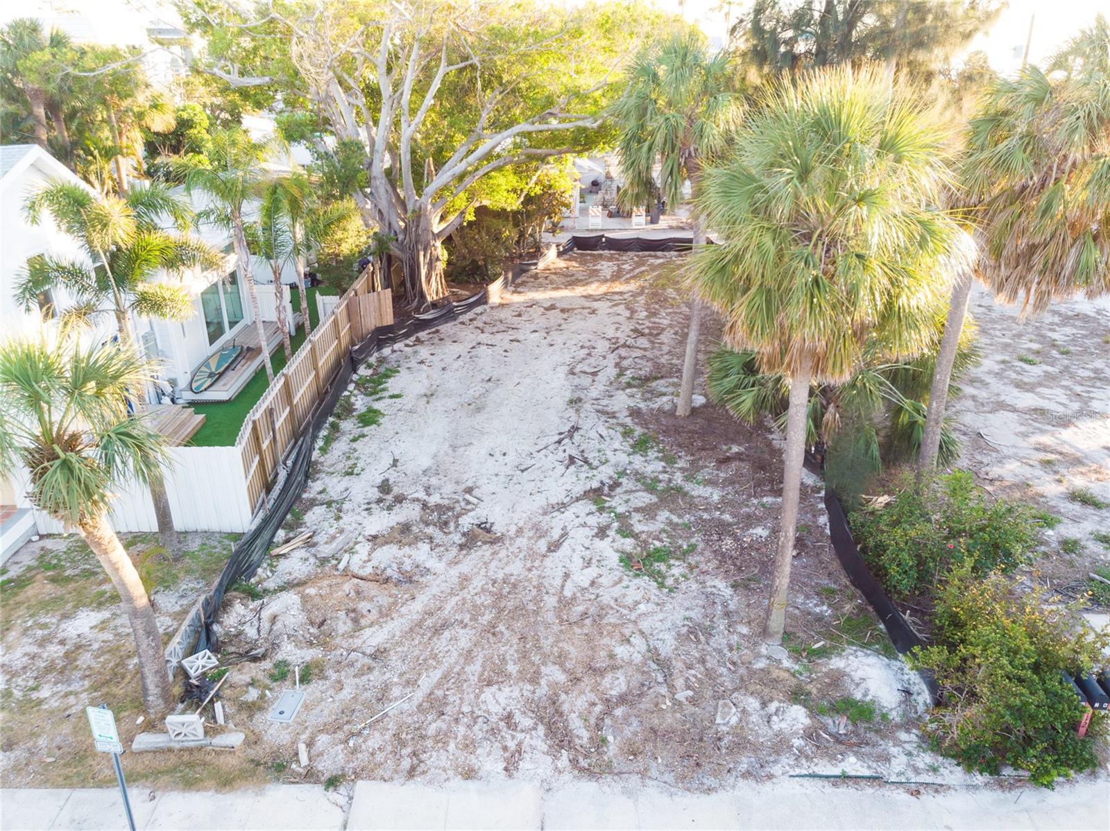 110 4TH AVE — photo 3