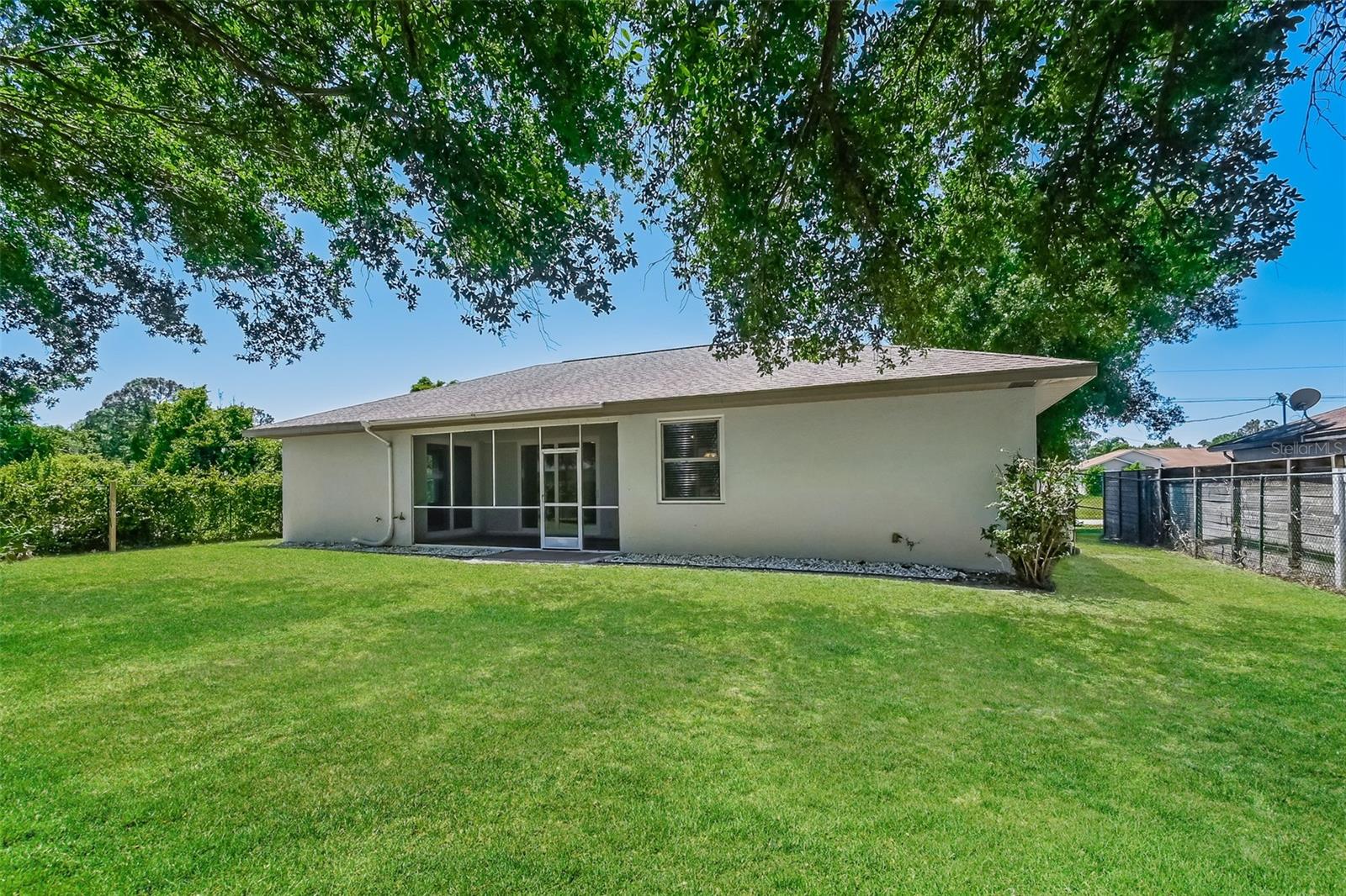 4141 MERMELL CIR — photo 15