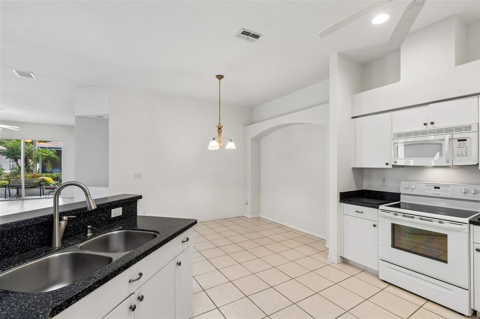 12200 PUTTER GREEN CT — photo 15