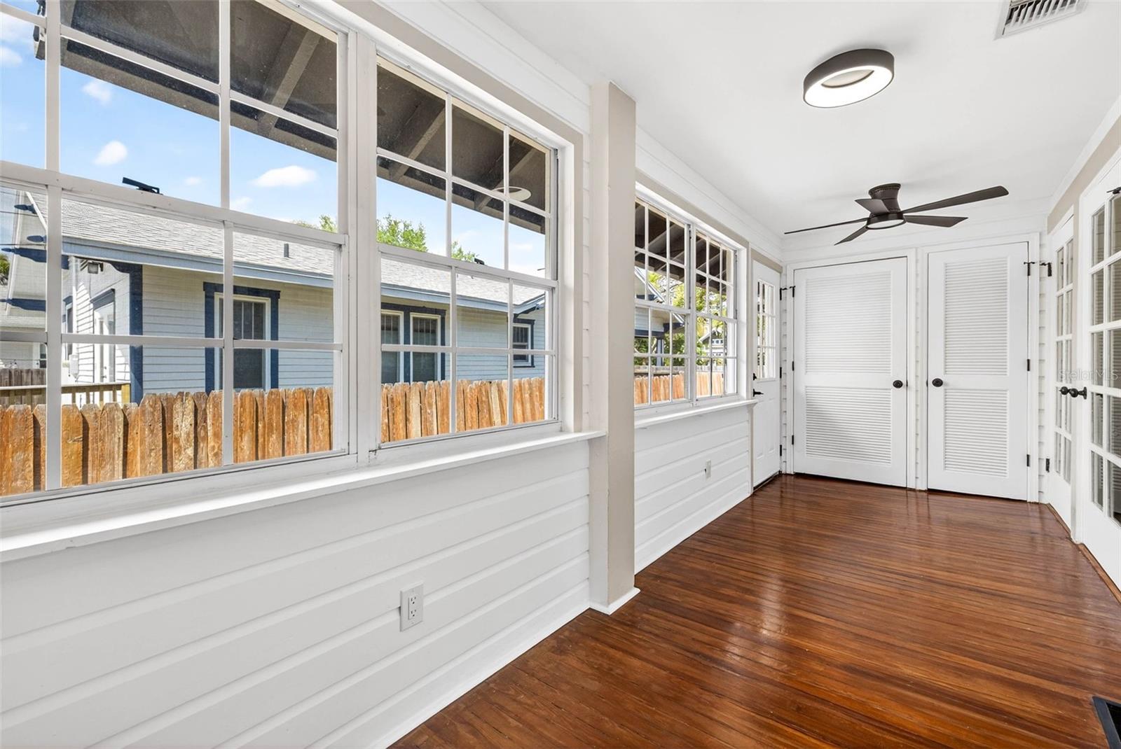 1330 CHERRY ST NE — photo 39