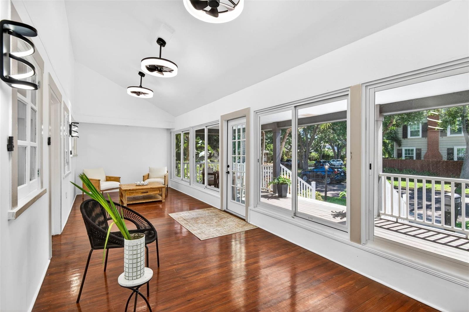 1330 CHERRY ST NE — photo 5