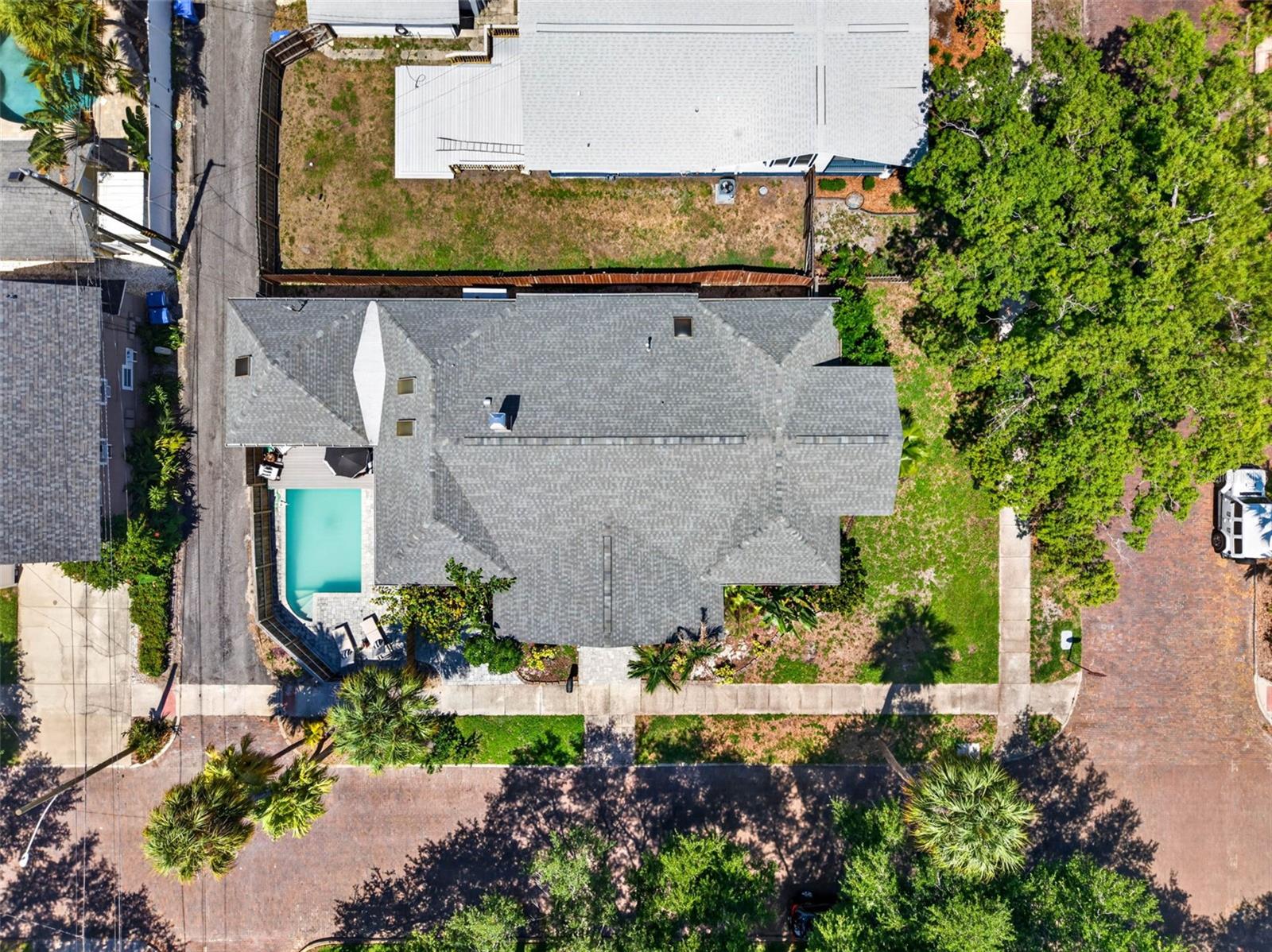 1330 CHERRY ST NE — photo 43
