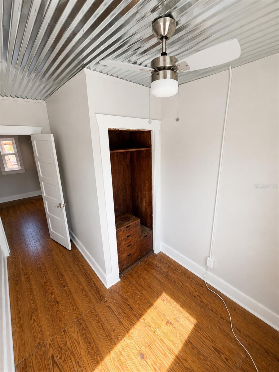 2316 N HIGHLAND AVE — photo 5