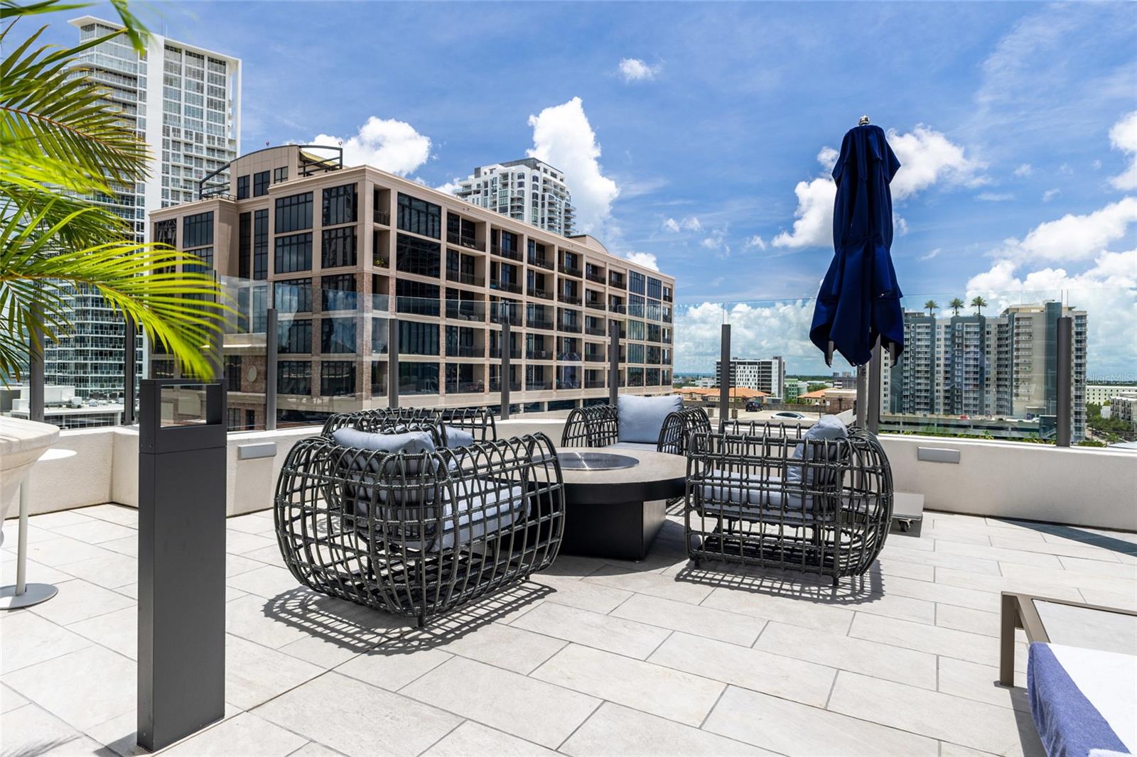 275 1ST AVE S #3908 — photo 32