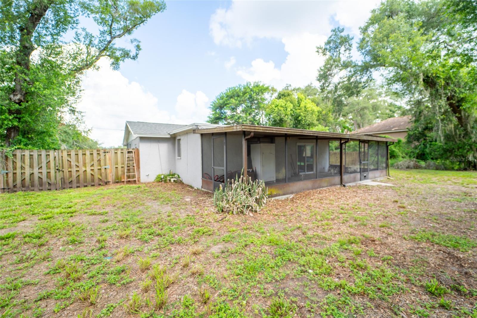 8214 VALRIE LN — photo 44