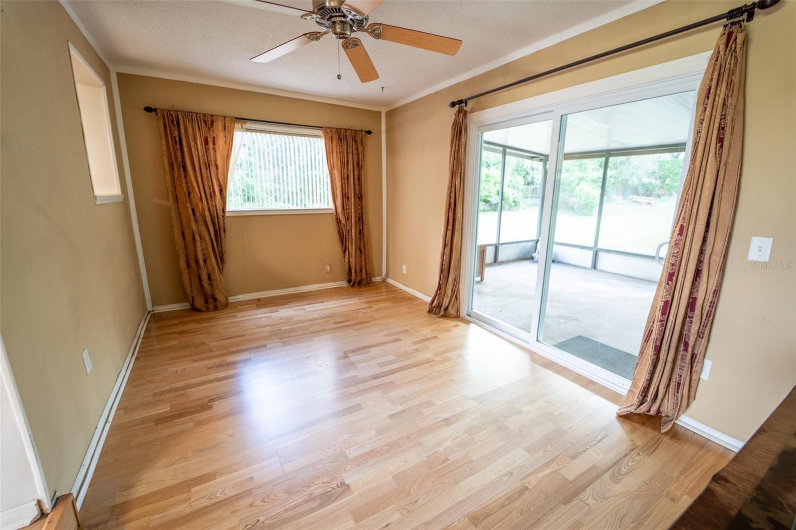 8214 VALRIE LN — photo 39