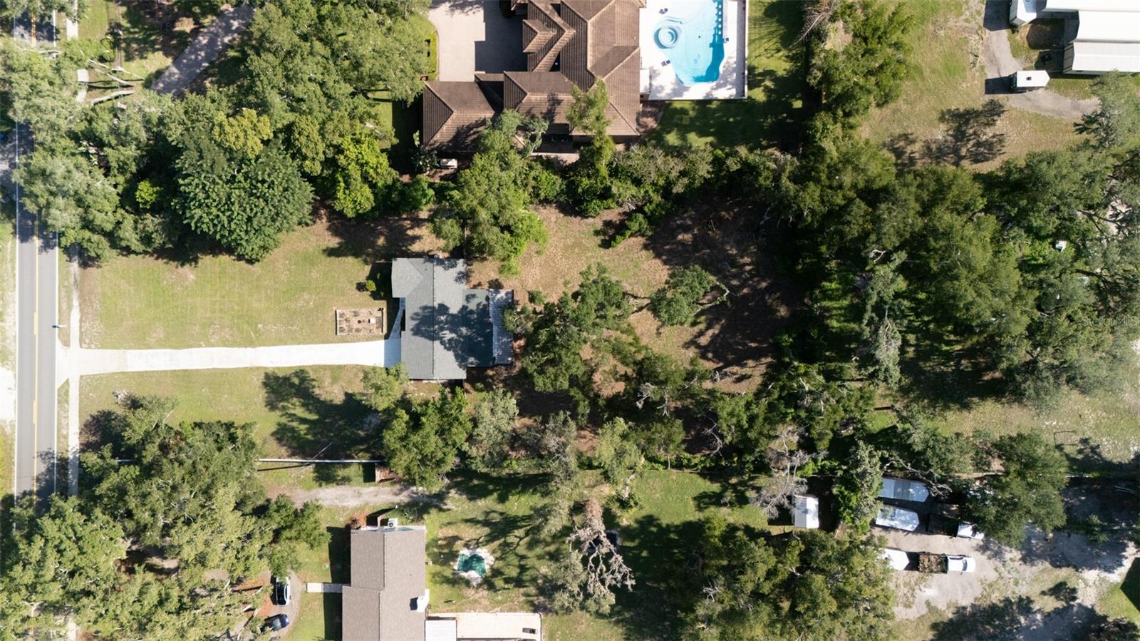 8214 VALRIE LN — photo 13