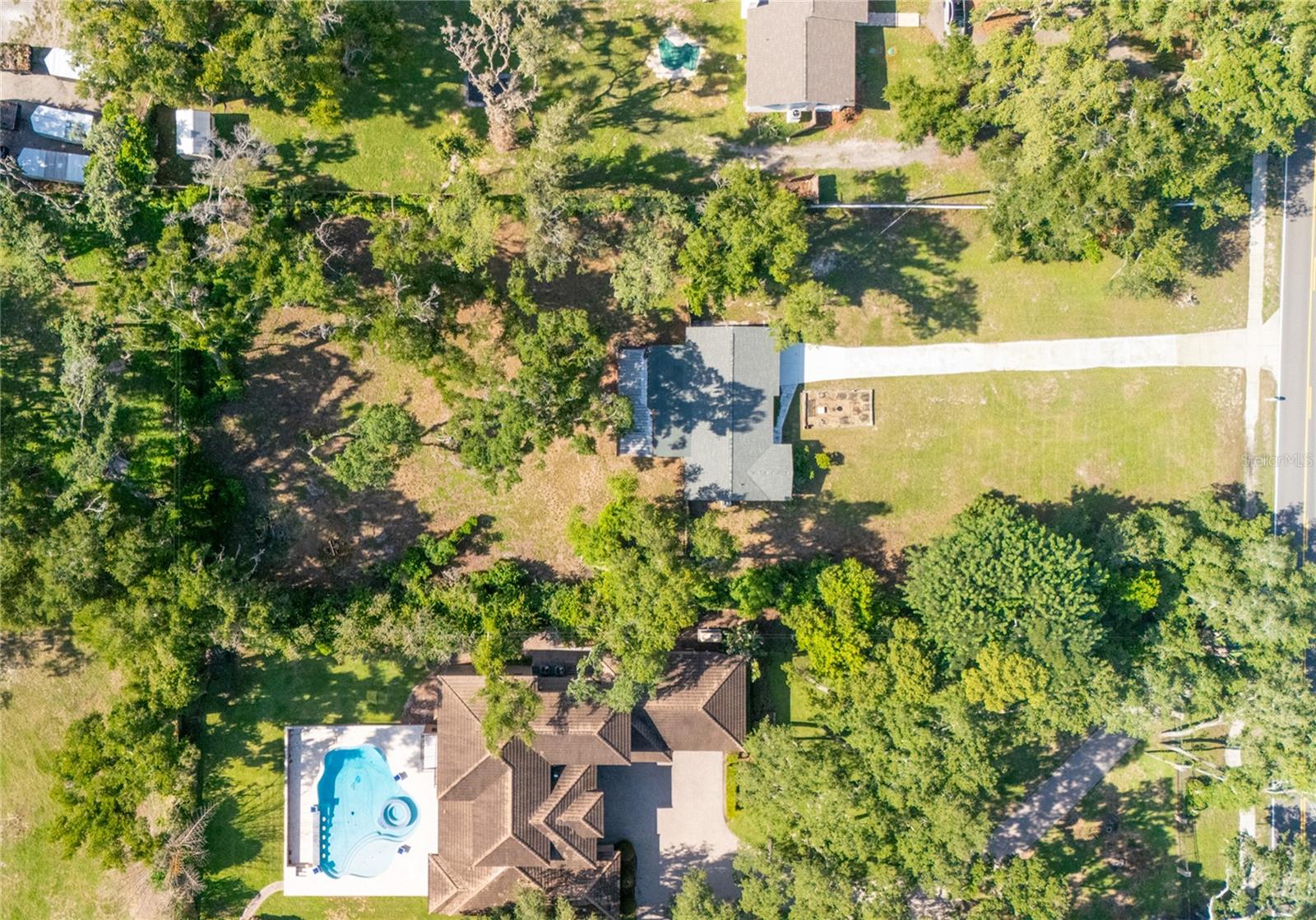 8214 VALRIE LN — photo 14