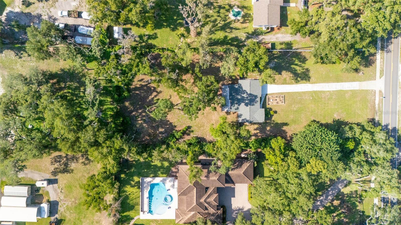 8214 VALRIE LN — photo 17
