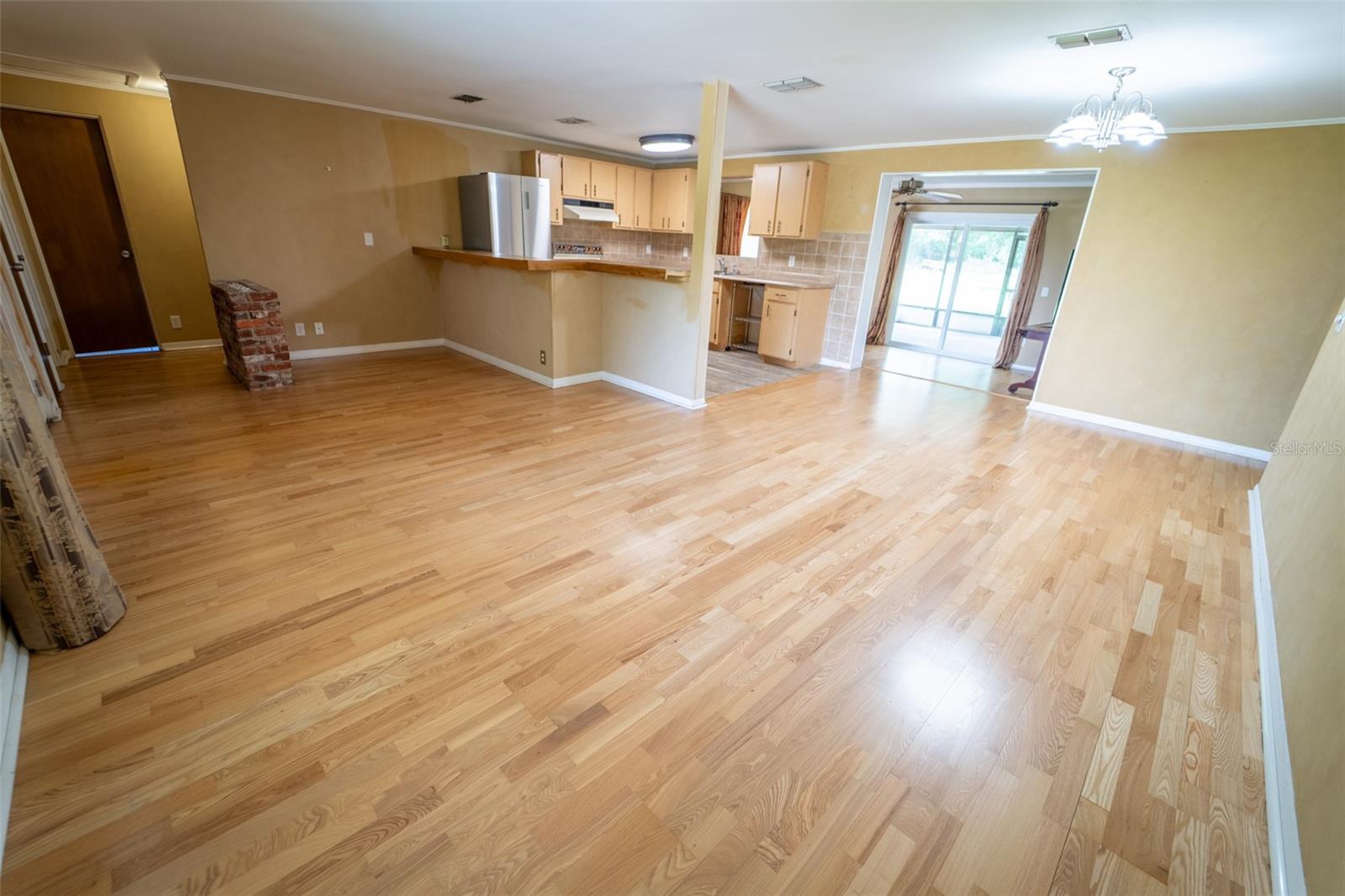 8214 VALRIE LN — photo 19