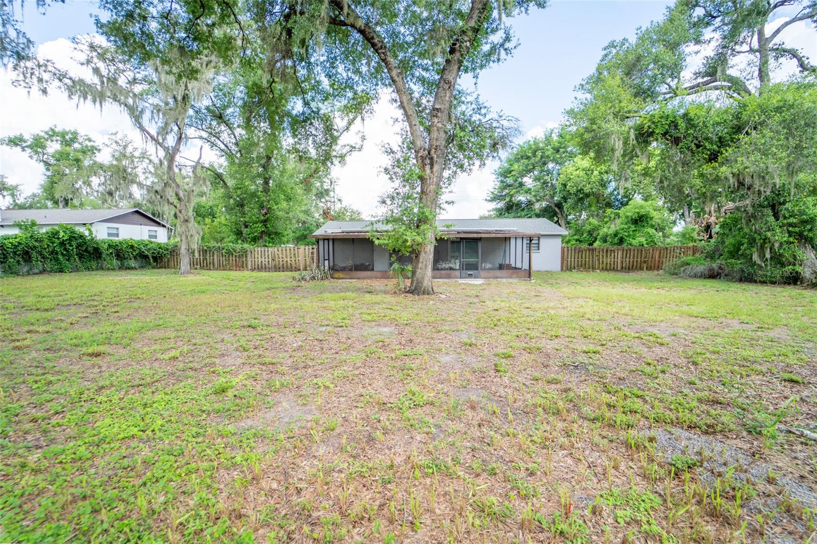 8214 VALRIE LN — photo 45