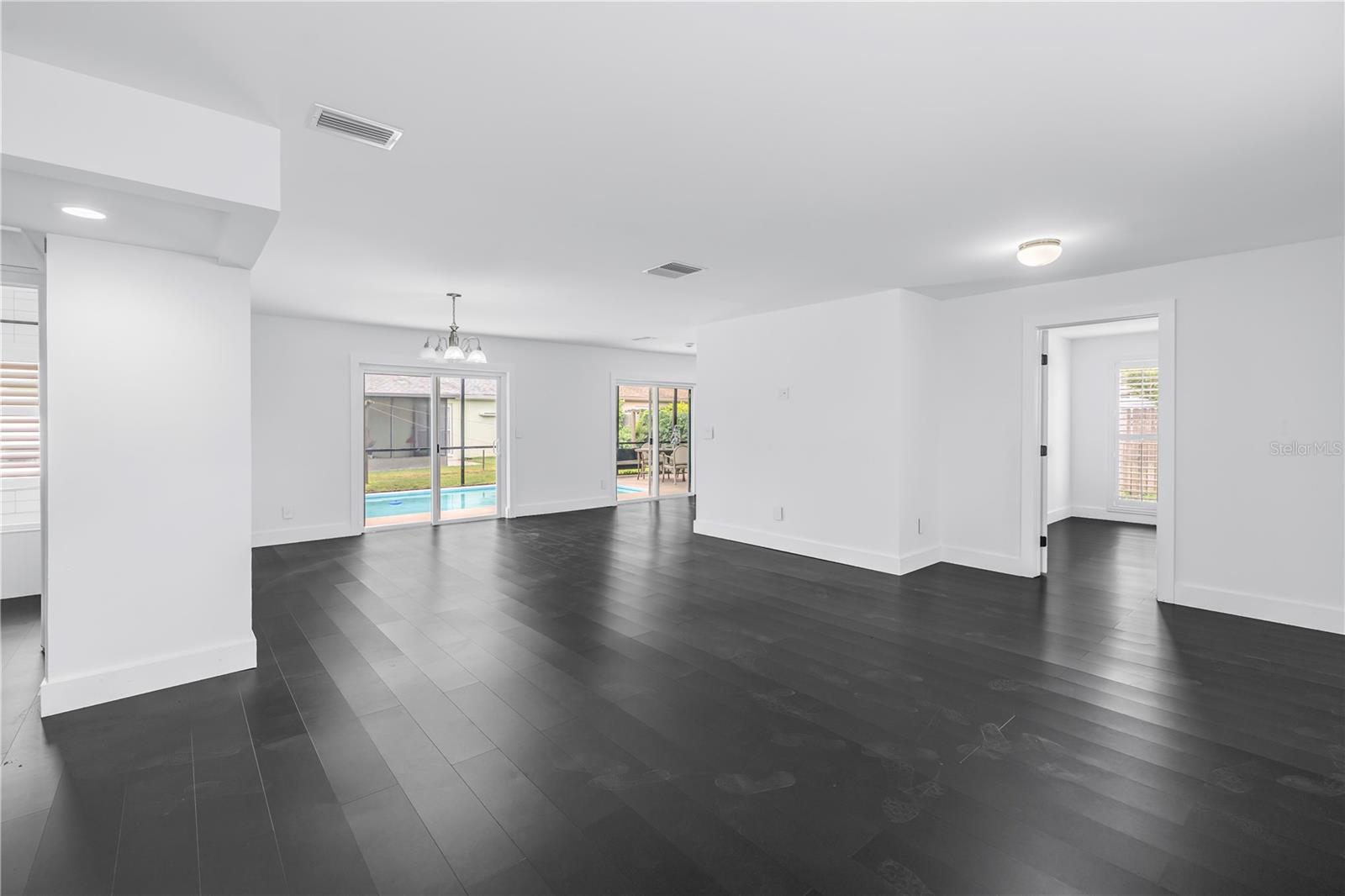 3216 PINE HAVEN DR — photo 14