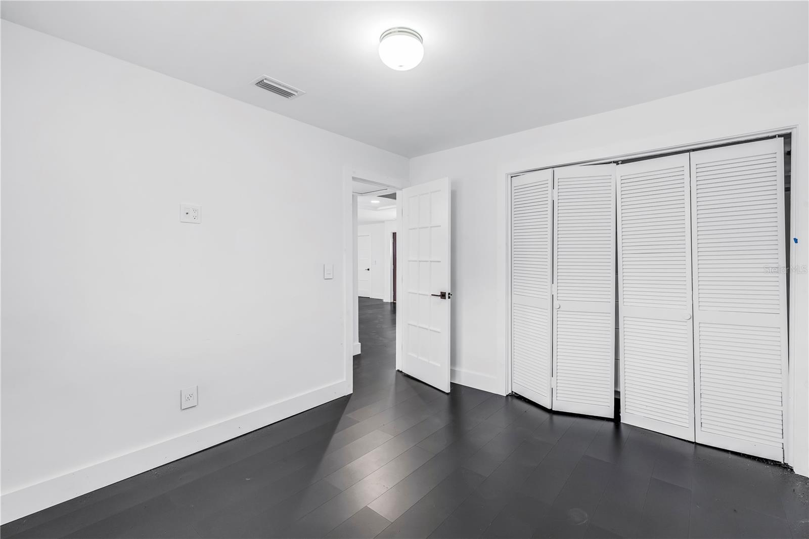 3216 PINE HAVEN DR — photo 22