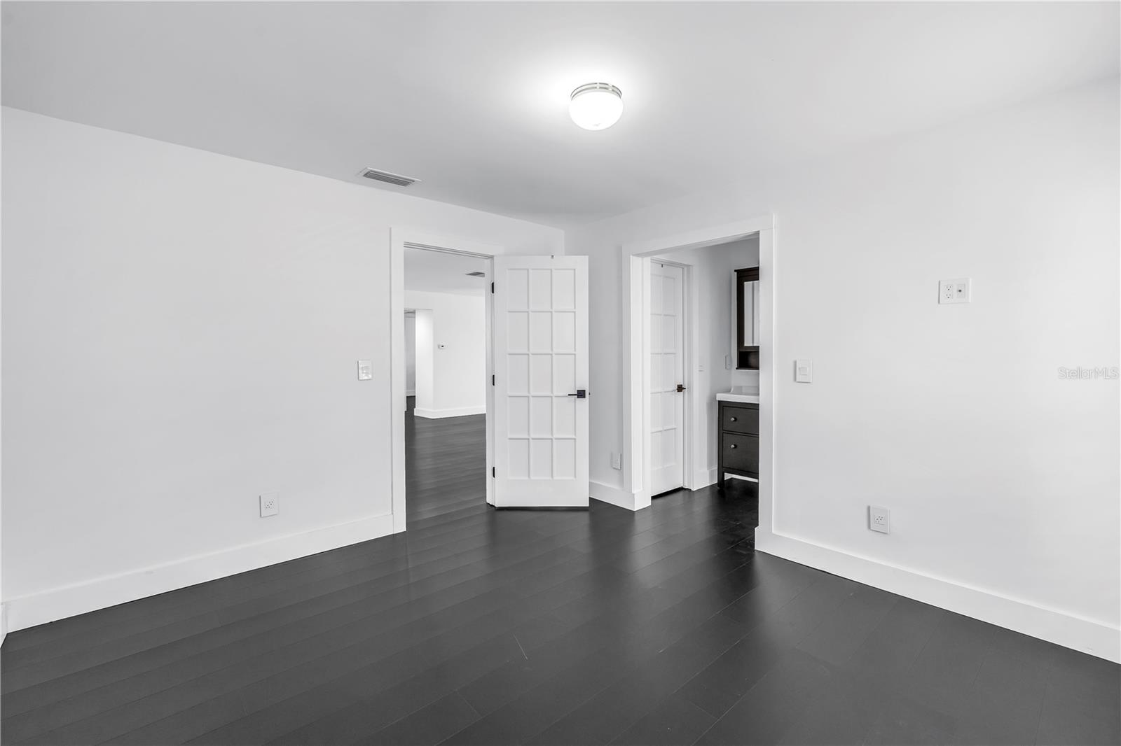 3216 PINE HAVEN DR — photo 28
