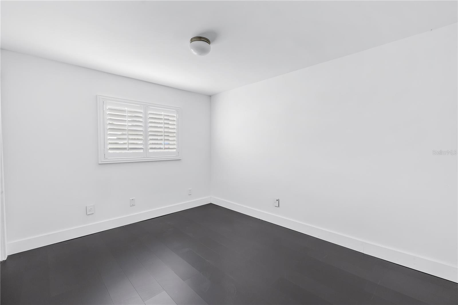 3216 PINE HAVEN DR — photo 26
