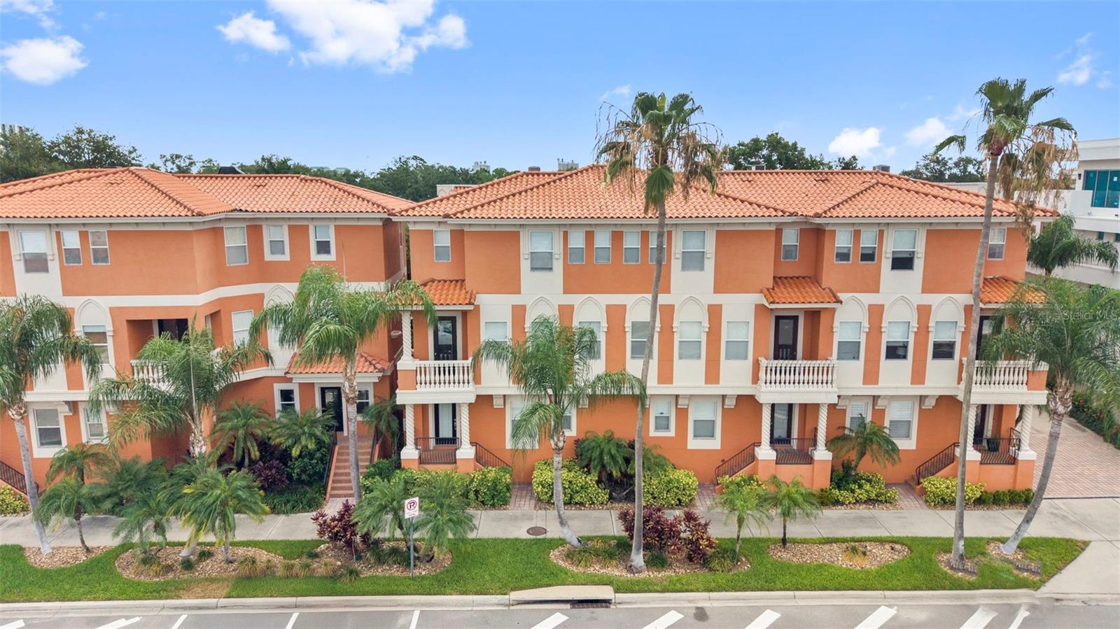 905 VILLA VENICIA WAY — photo 49