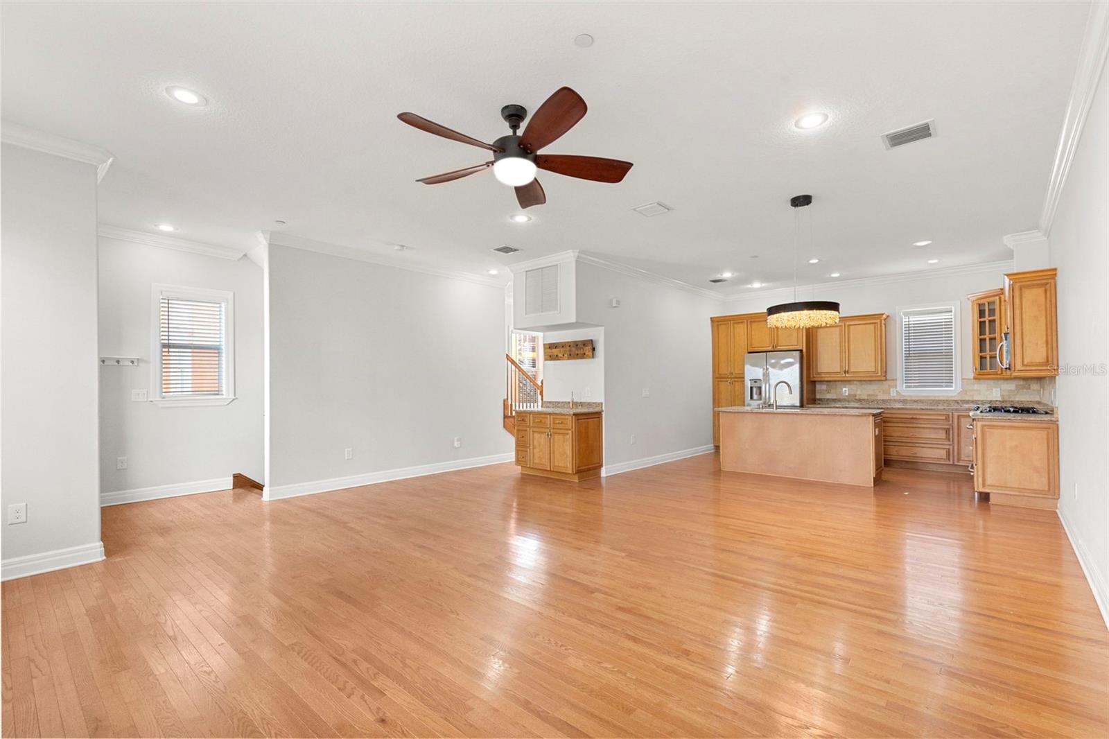 905 VILLA VENICIA WAY — photo 8