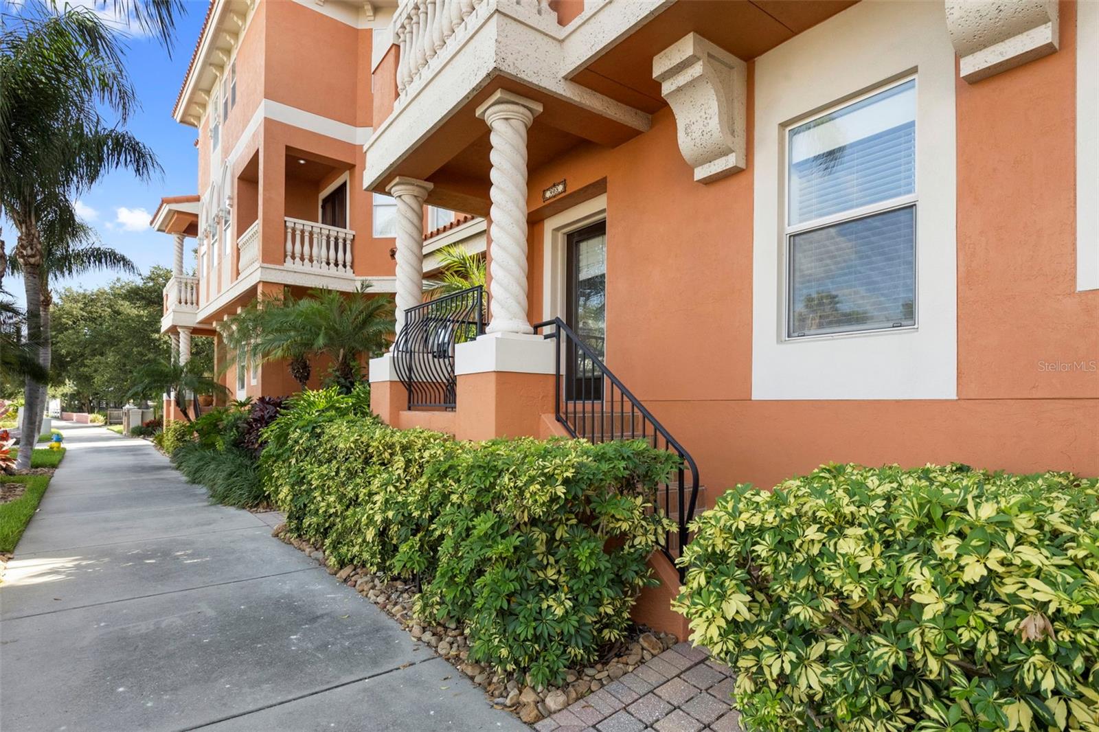 905 VILLA VENICIA WAY — photo 4