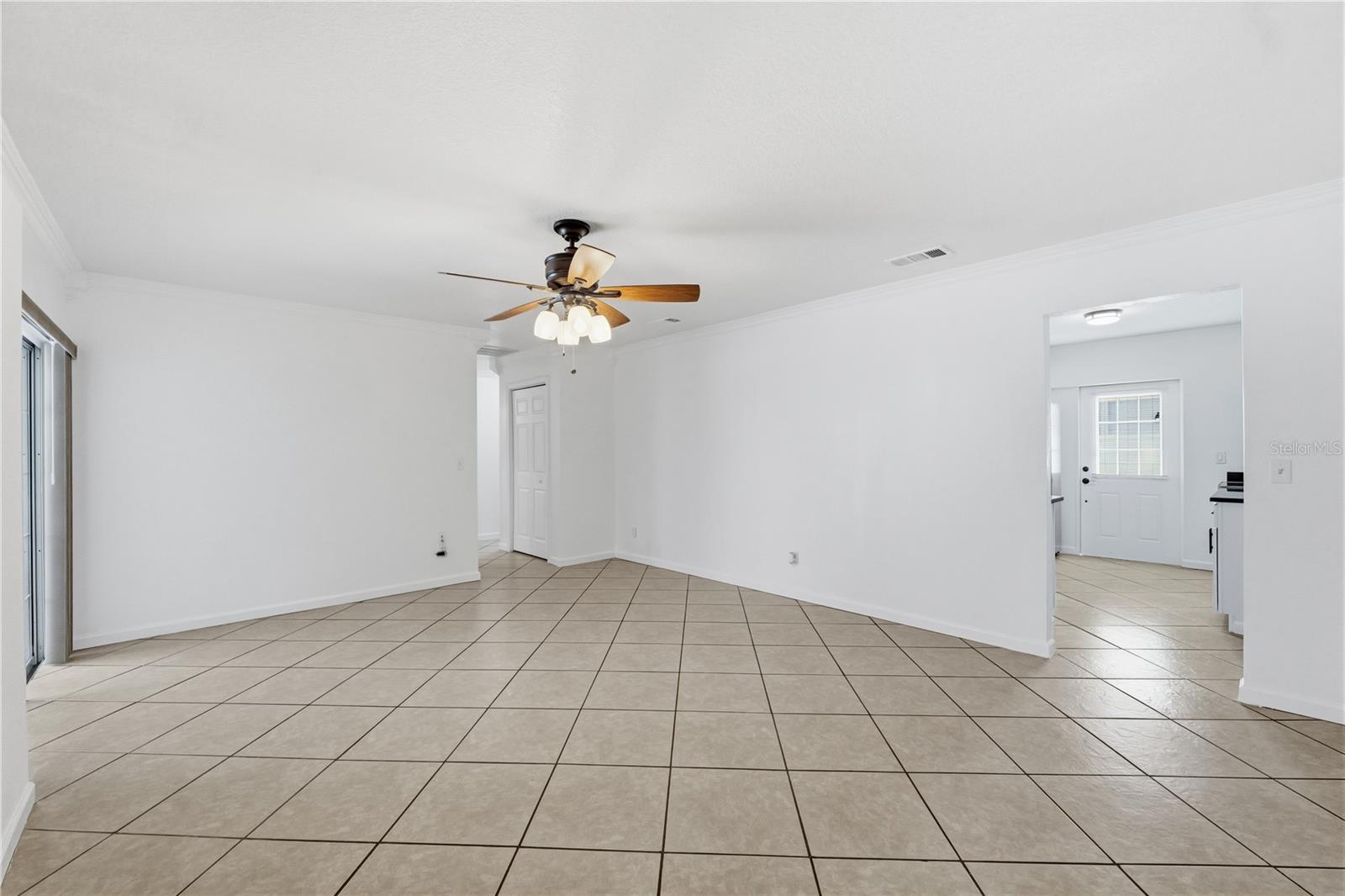1514 BURNING TREE LN — photo 14