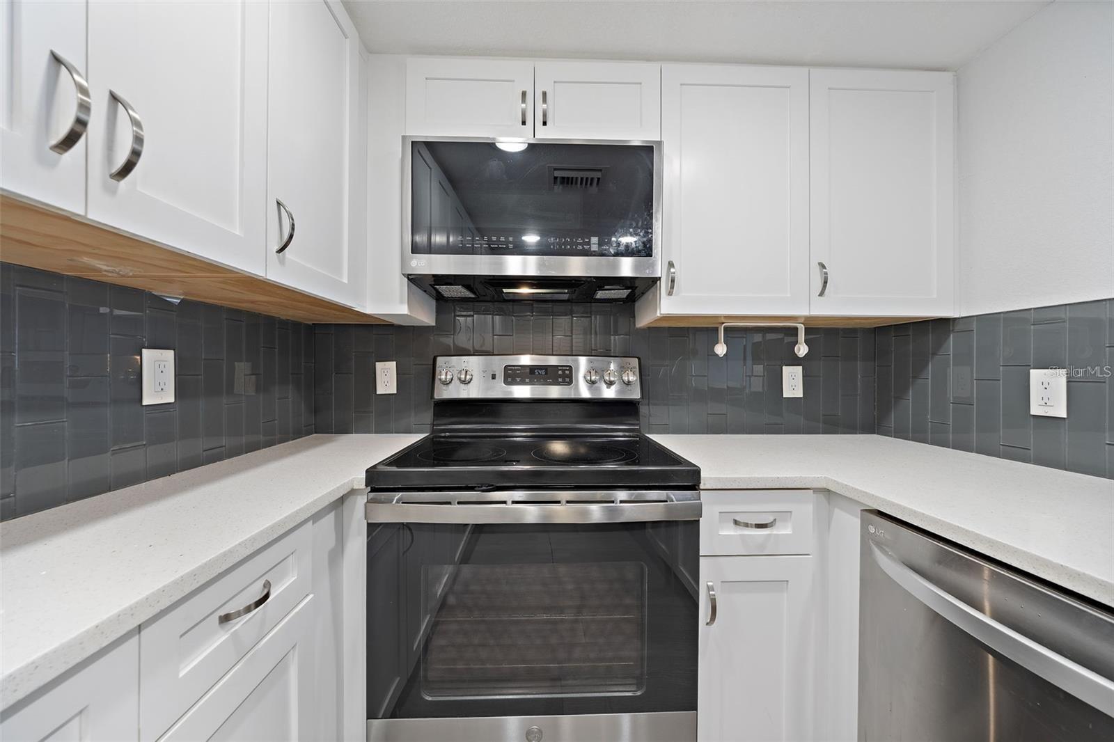 4141 BAYSHORE BLVD #1702 — photo 5