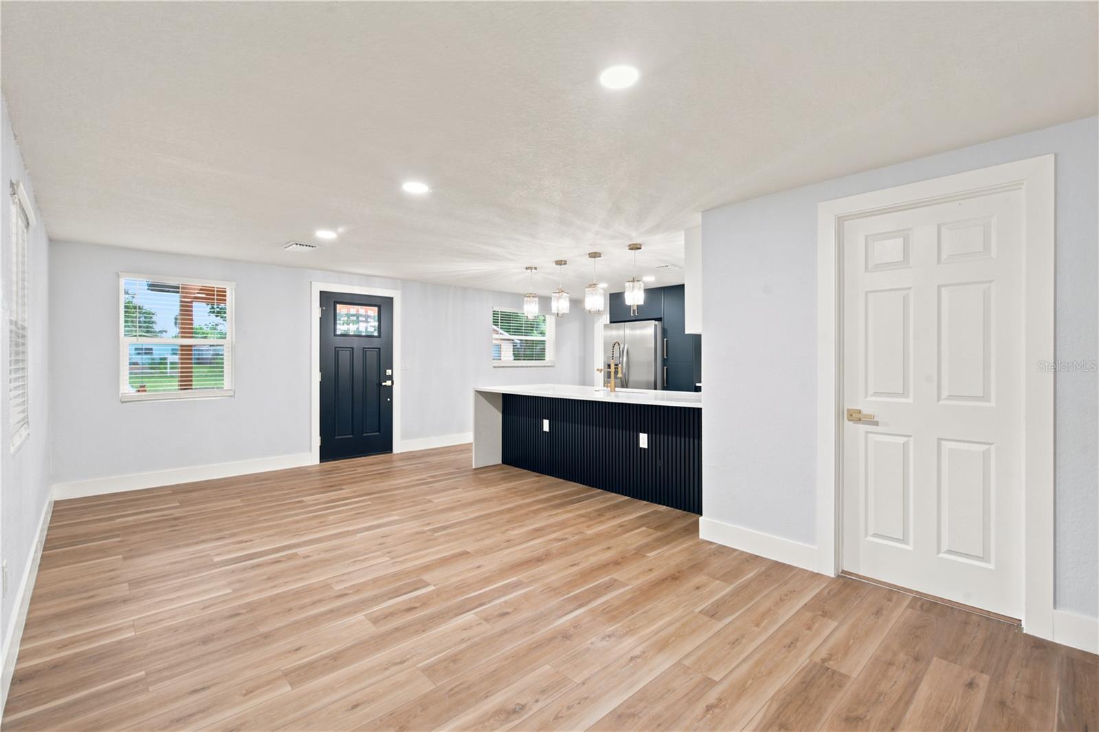 2908 E 26TH AVE — photo 14