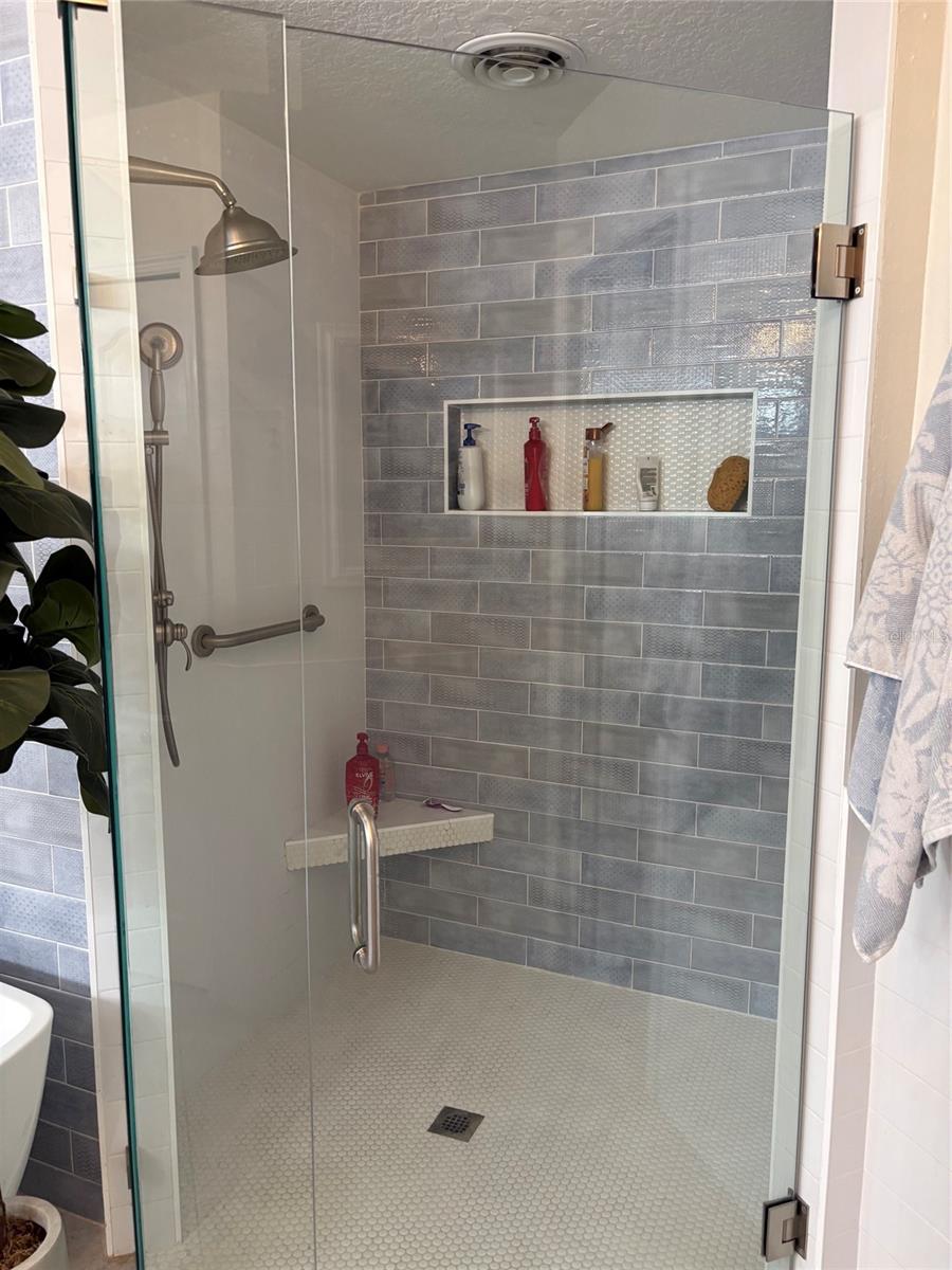 30335 LETTINGWELL CIR — photo 18
