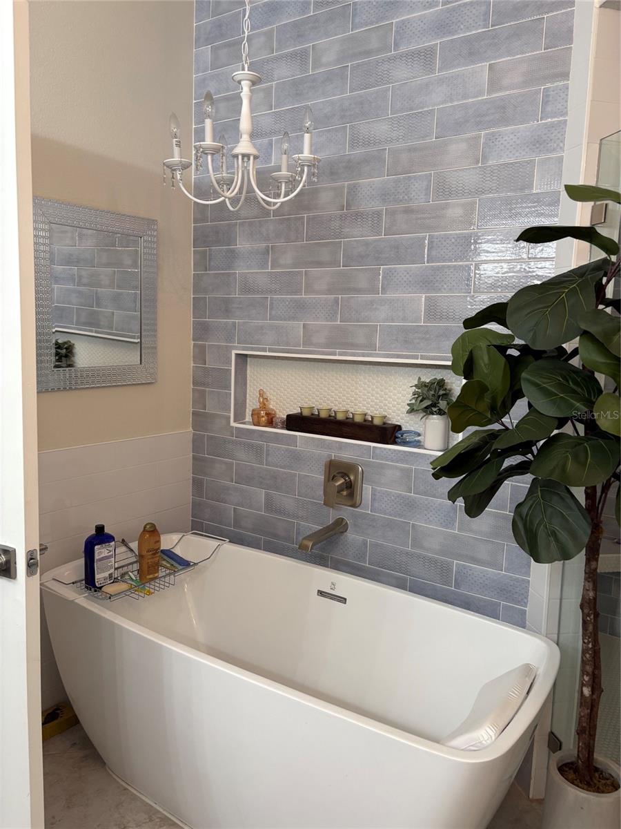30335 LETTINGWELL CIR — photo 17