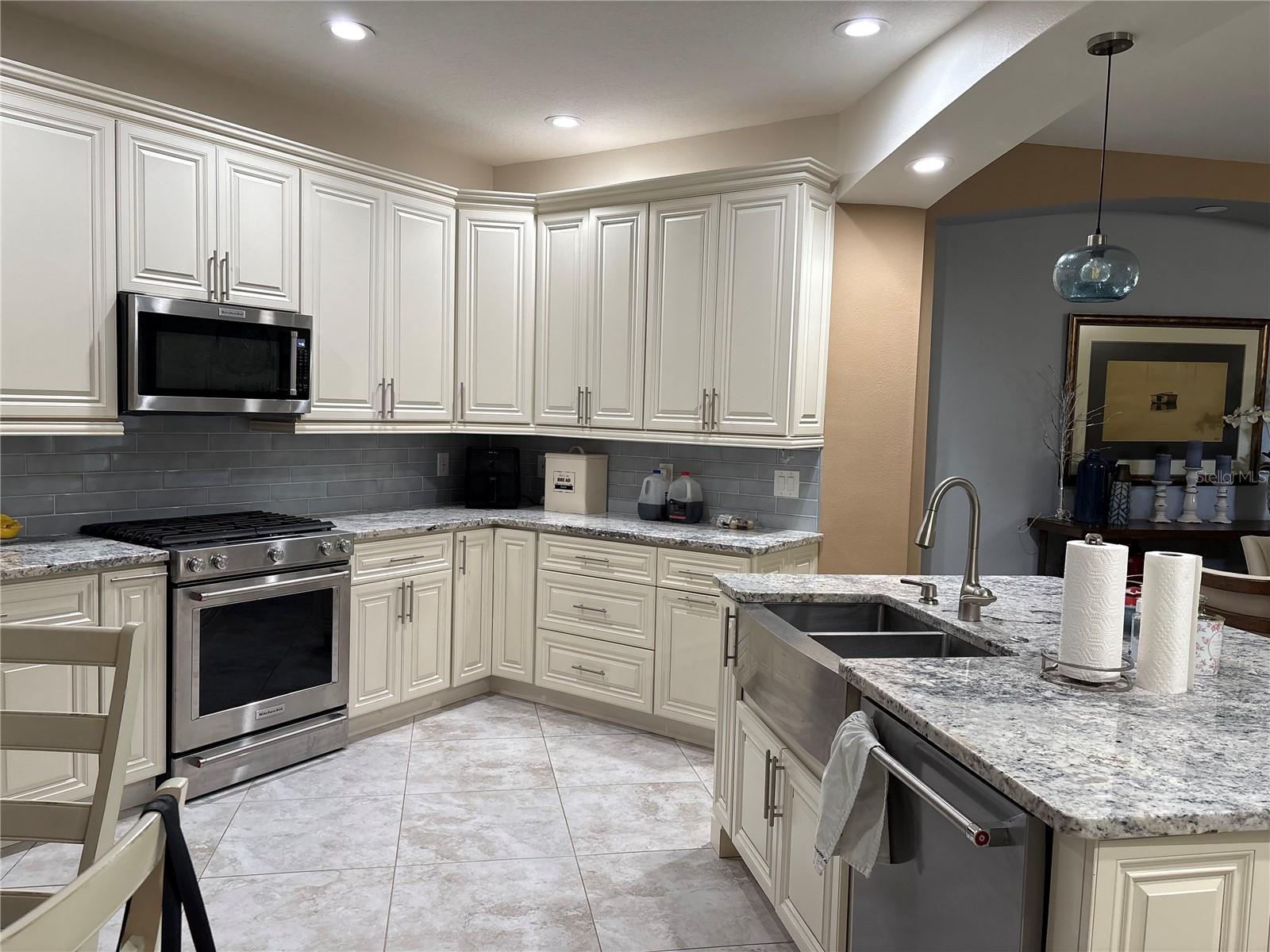 30335 LETTINGWELL CIR — photo 22