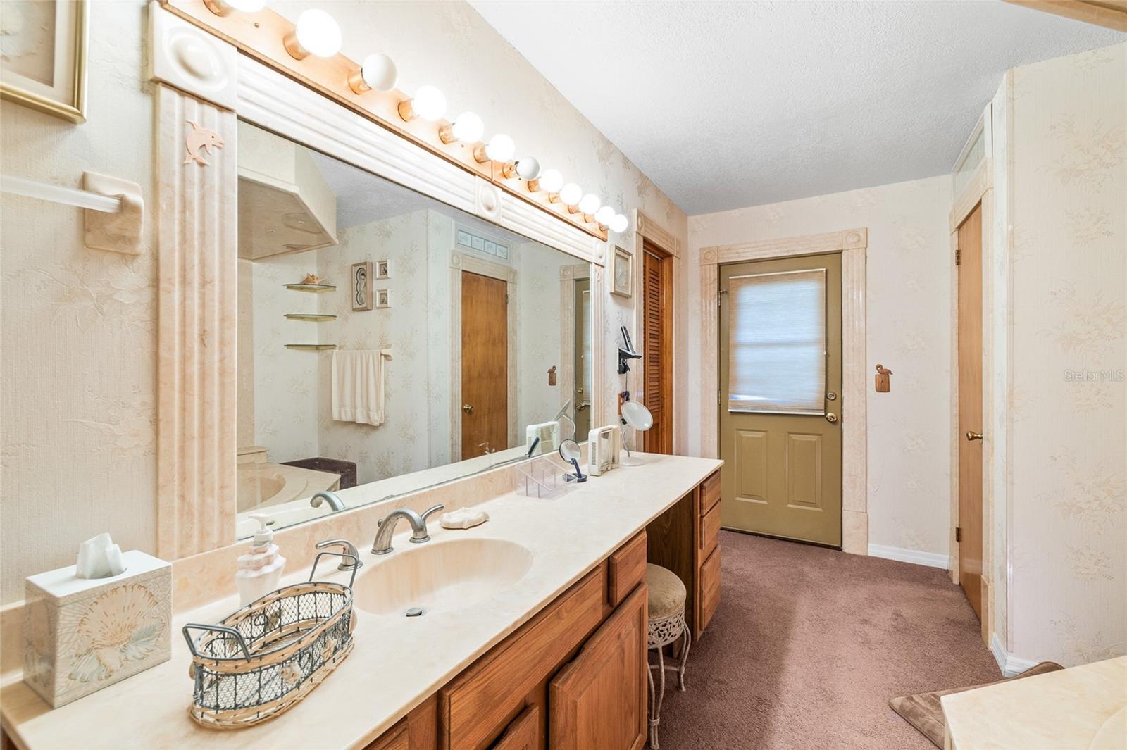 16025 CHASTAIN RD — photo 10