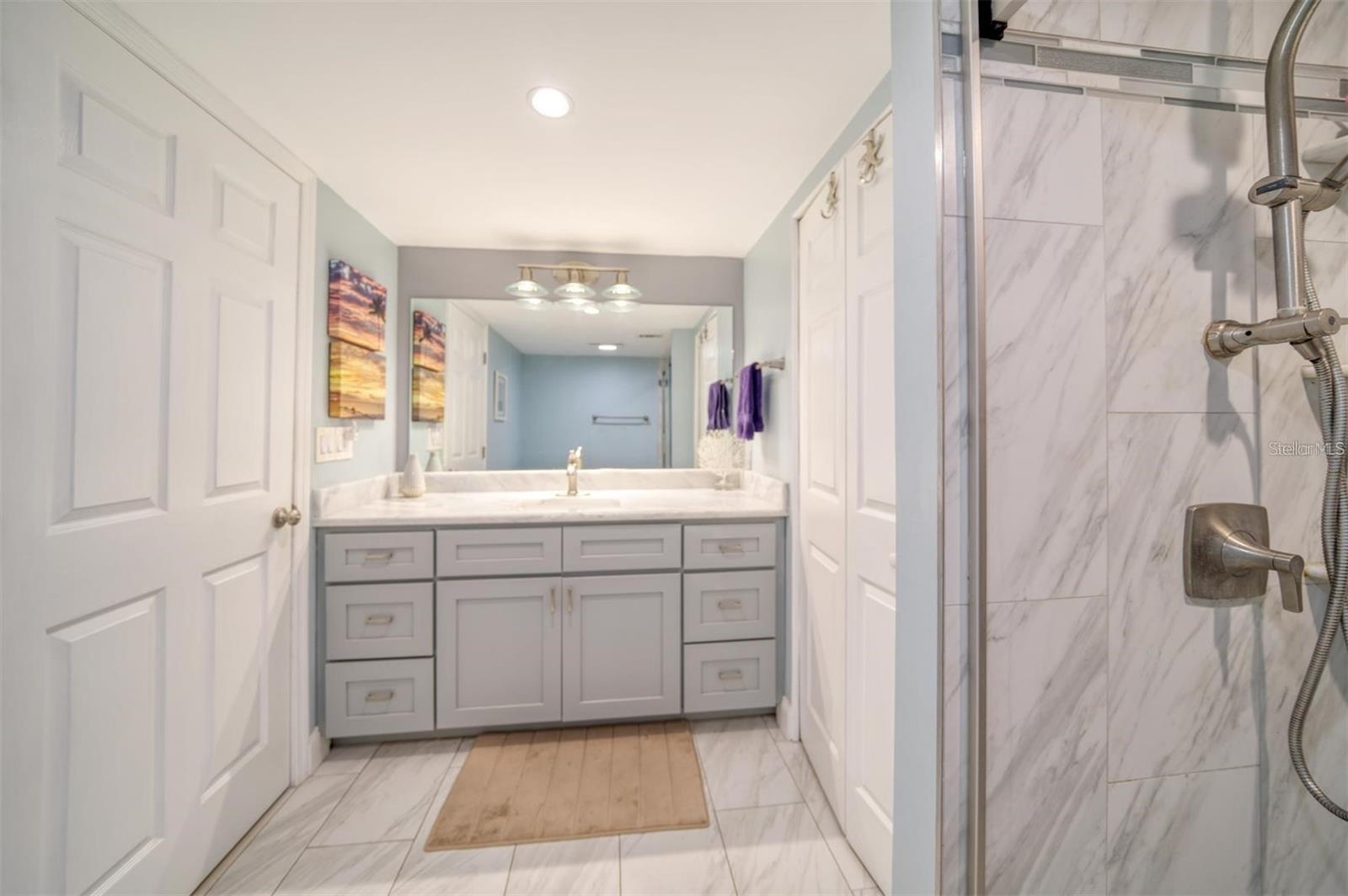 105 ISLAND WAY #112 — photo 41