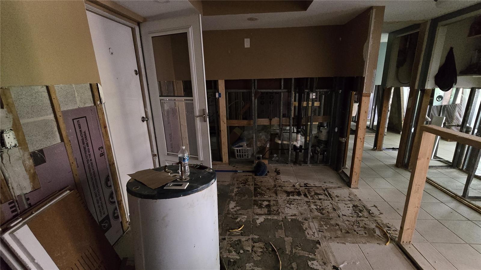 105 ISLAND WAY #112 — photo 16