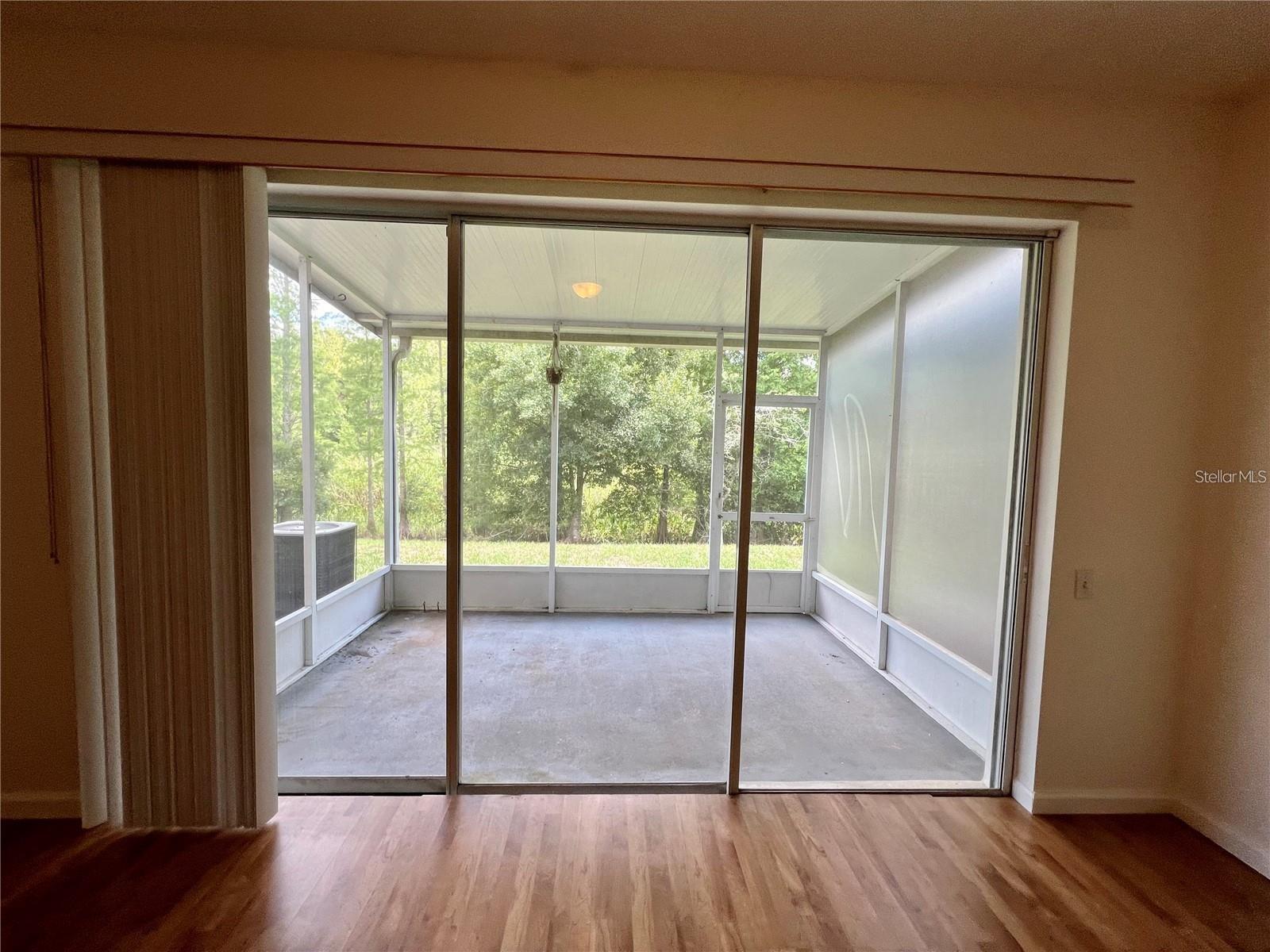 26543 CASTLEVIEW WAY — photo 12