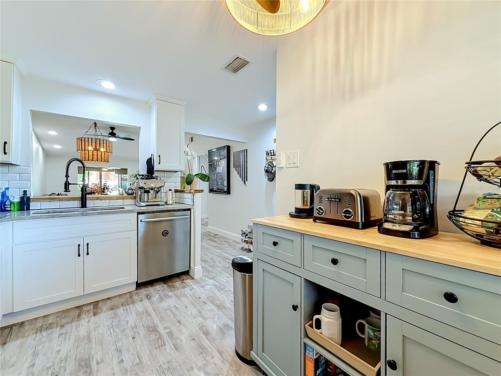 1935 PEPPERMILL DR #C — photo 27