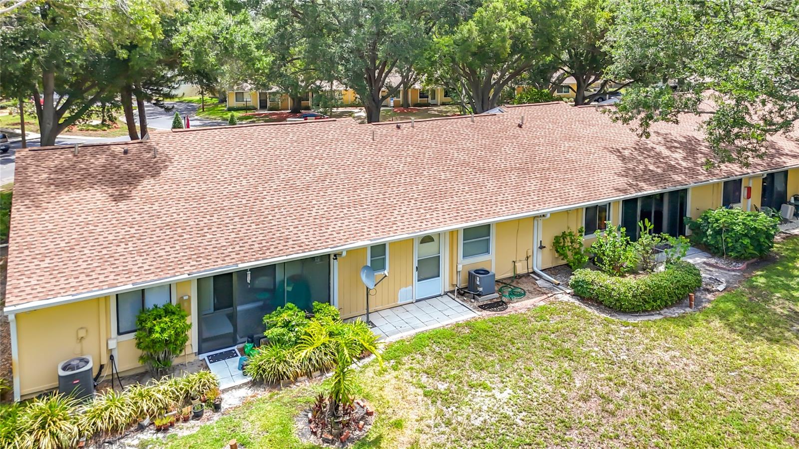 1935 PEPPERMILL DR #C — photo 18
