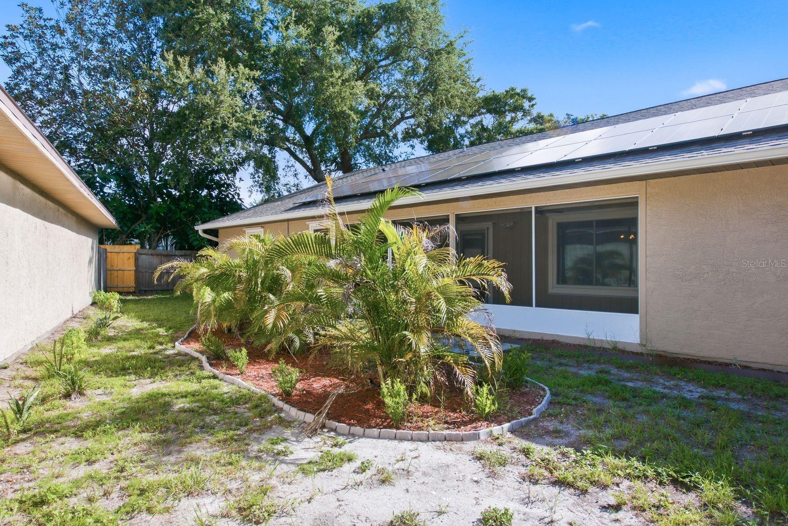 2767 VANESSA LN — photo 41