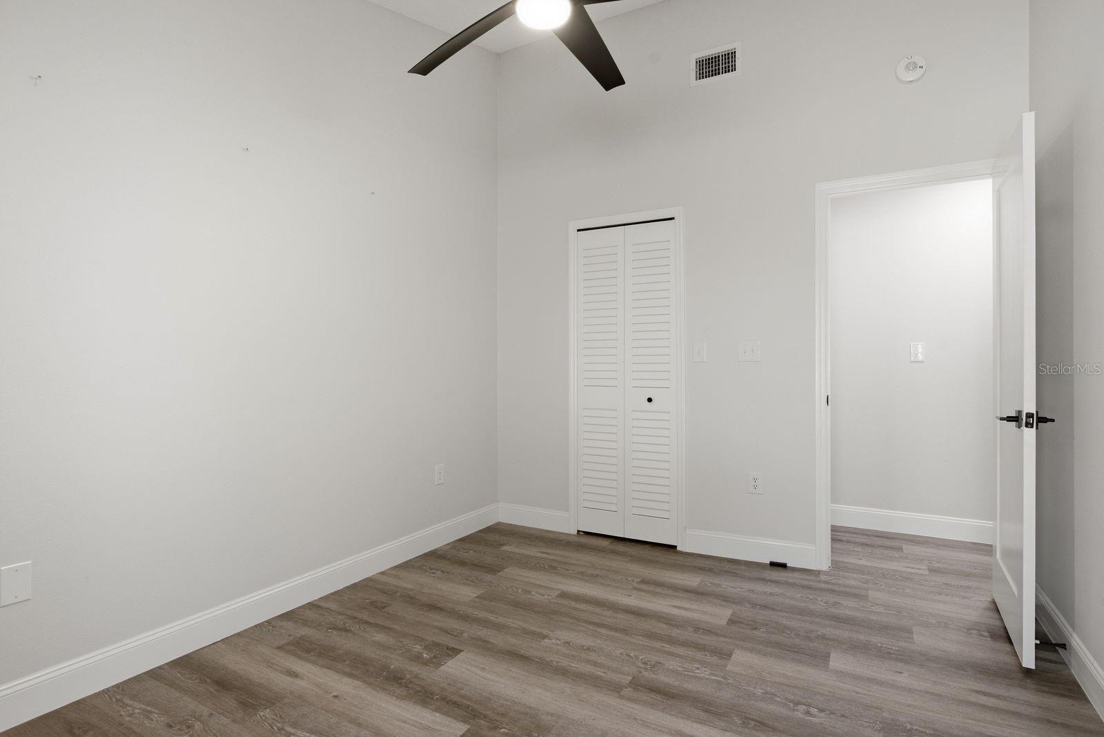 2767 VANESSA LN — photo 34