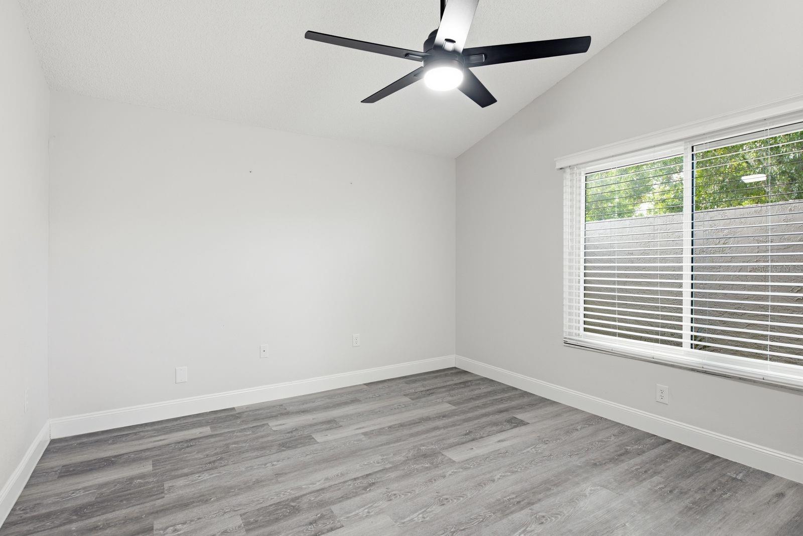 2767 VANESSA LN — photo 27