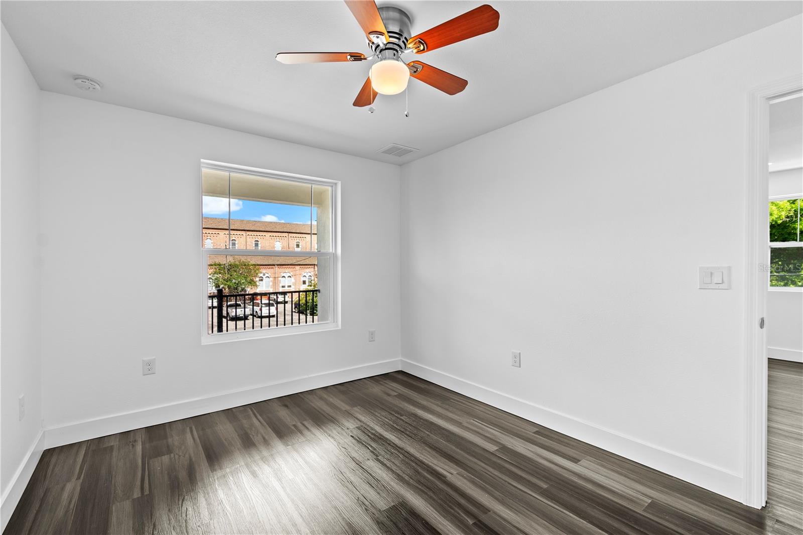 2141 UPTON CT S — photo 44
