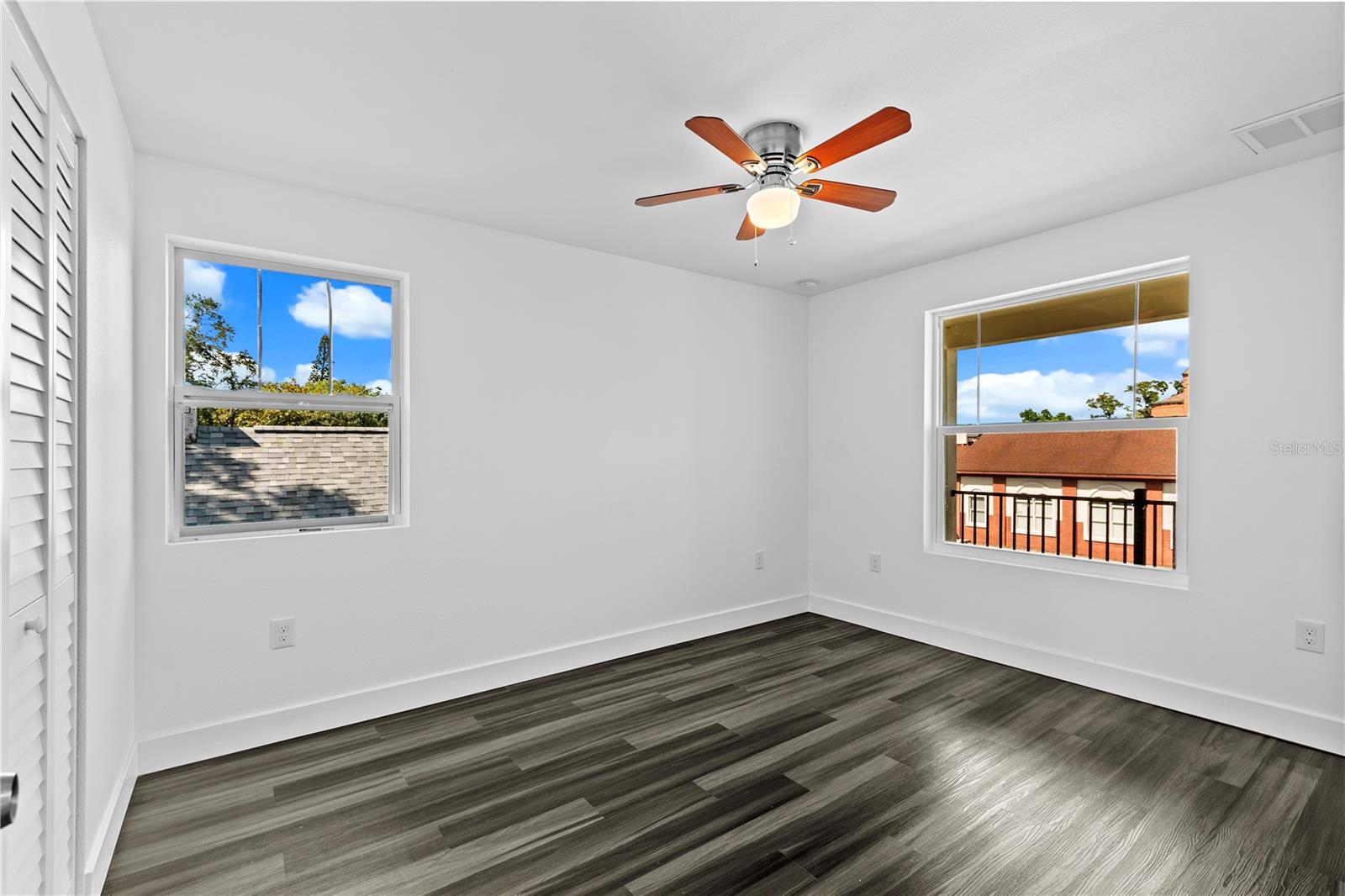 2141 UPTON CT S — photo 43