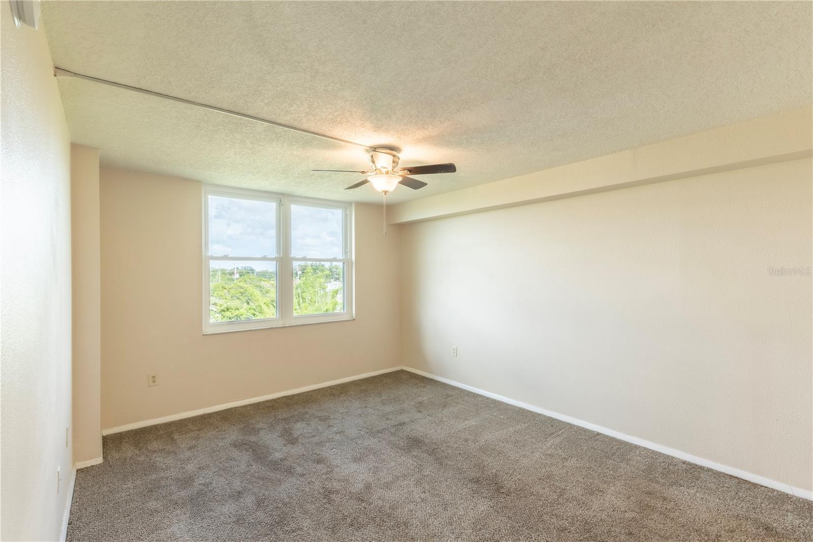701 S MADISON AVE #502 — photo 17