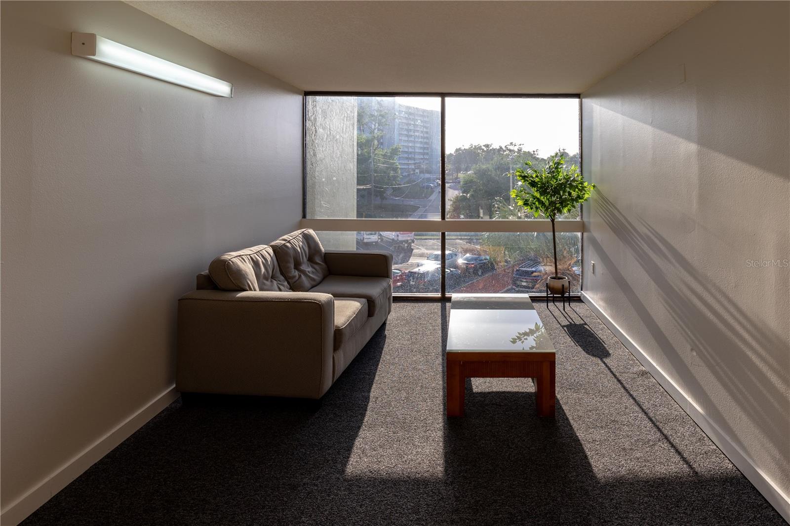 701 S MADISON AVE #502 — photo 24