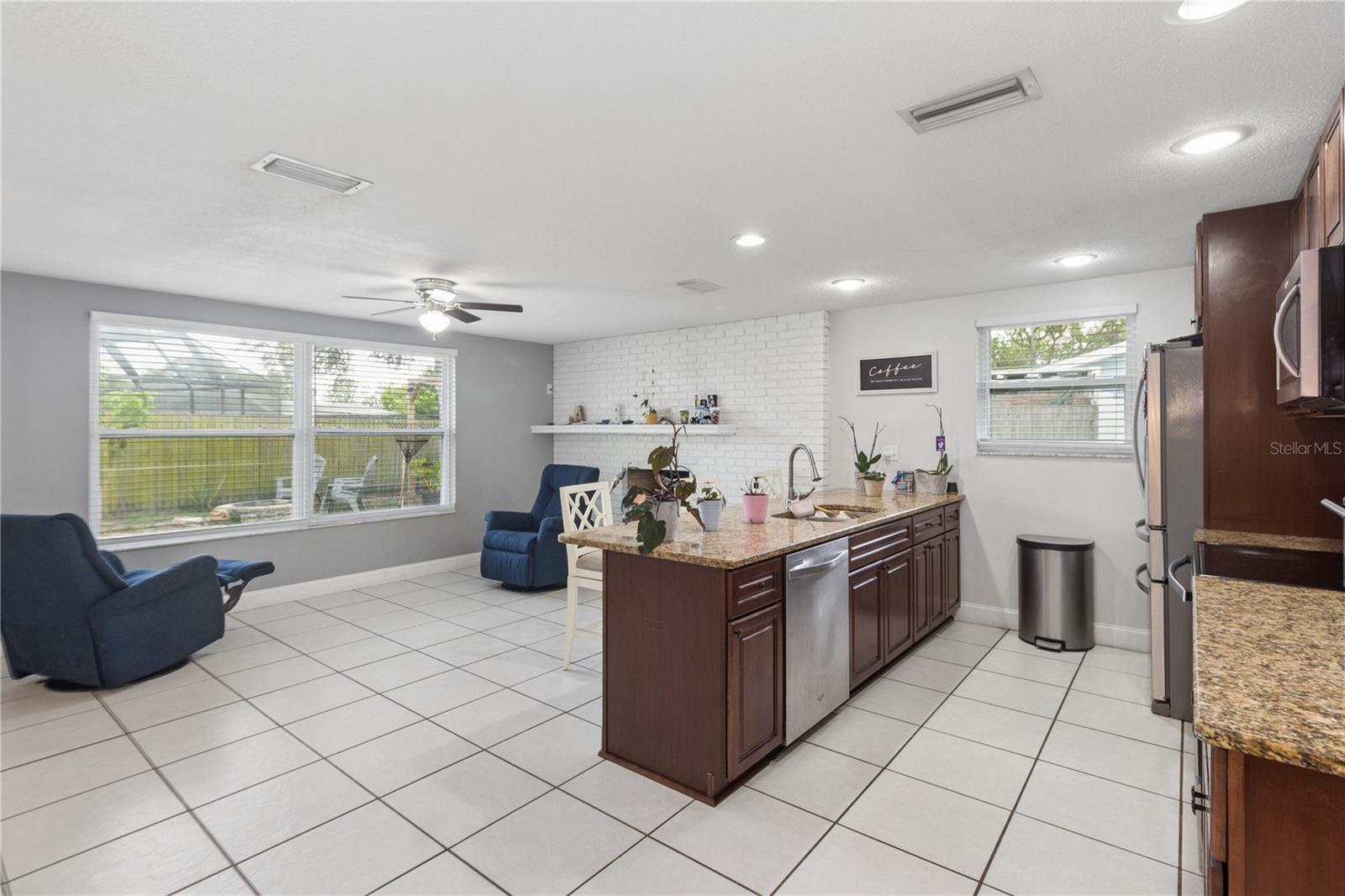 7528 SCOTTIE DR — photo 12