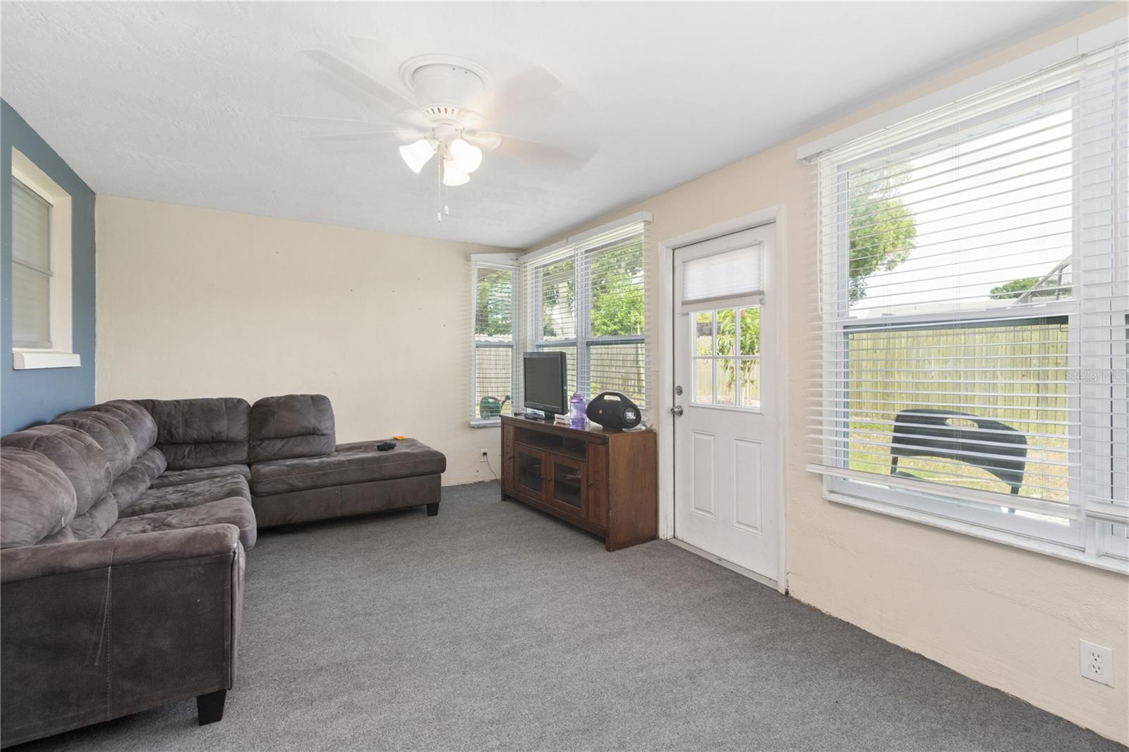 7528 SCOTTIE DR — photo 29