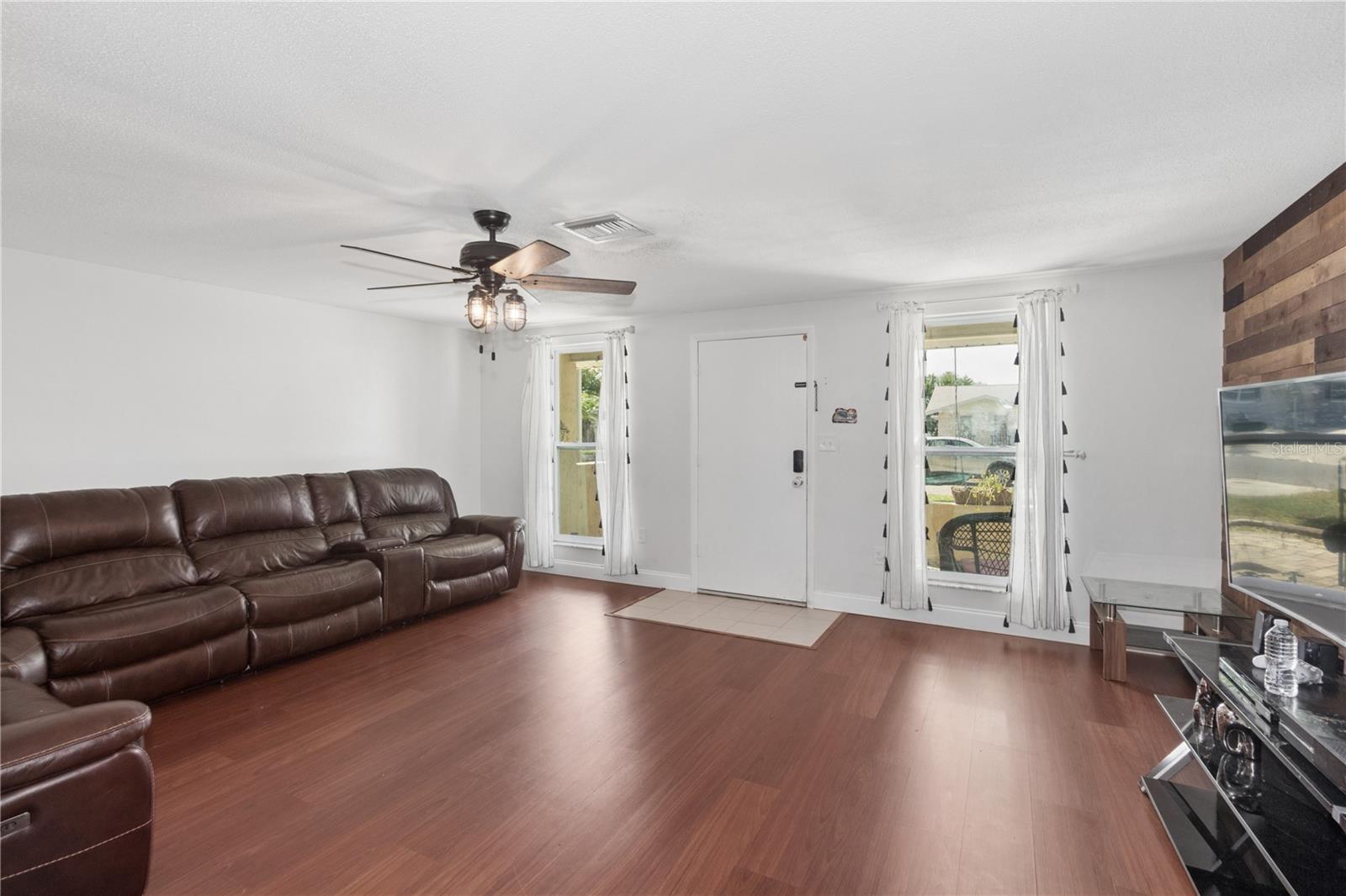 7528 SCOTTIE DR — photo 10