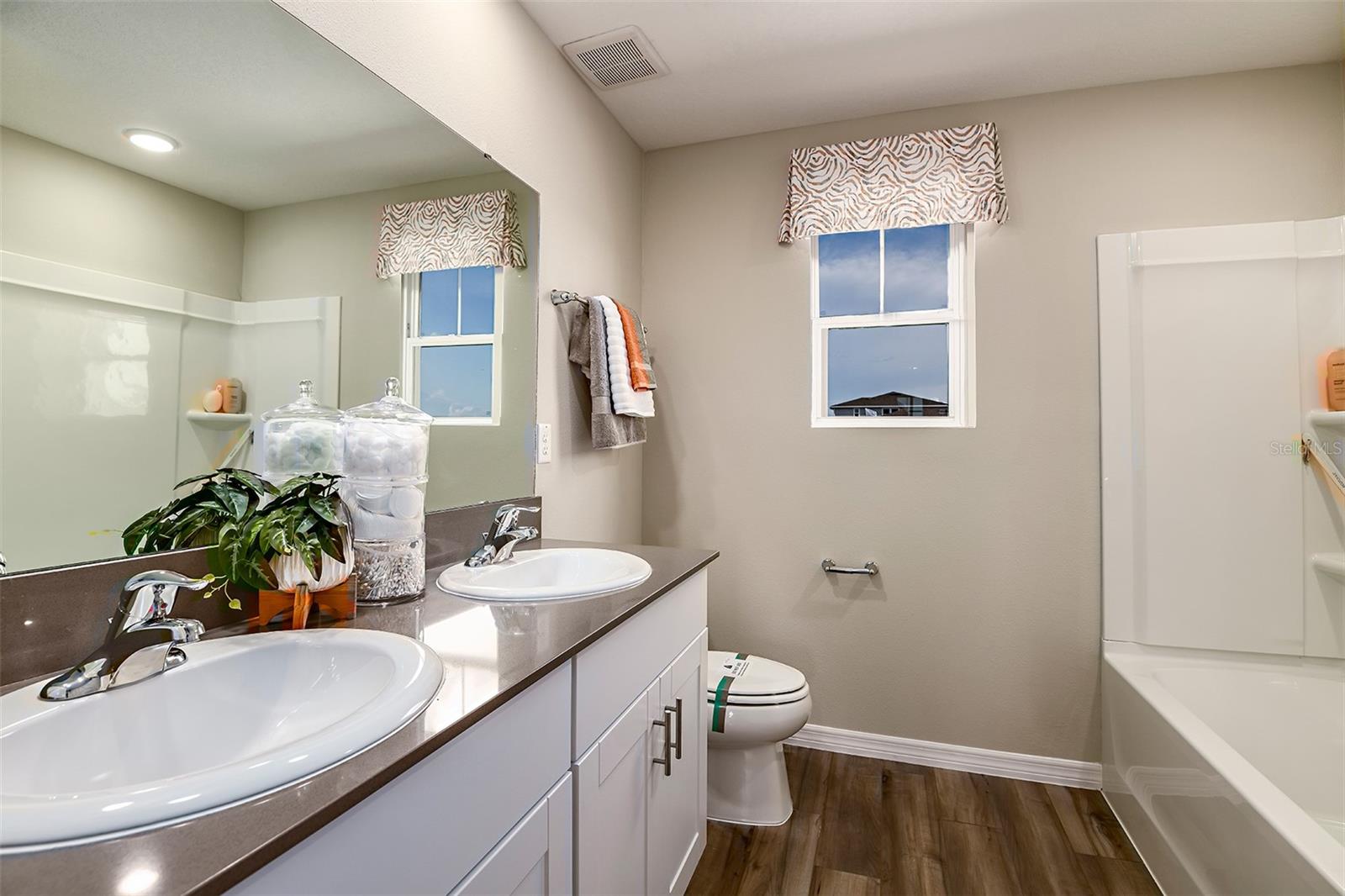 31685 OYSTER TRELLIS LN — photo 8