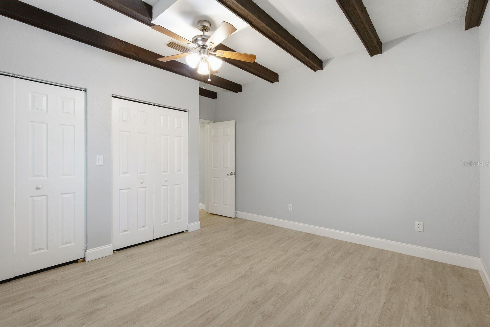 2815 N TALIAFERRO AVE — photo 17