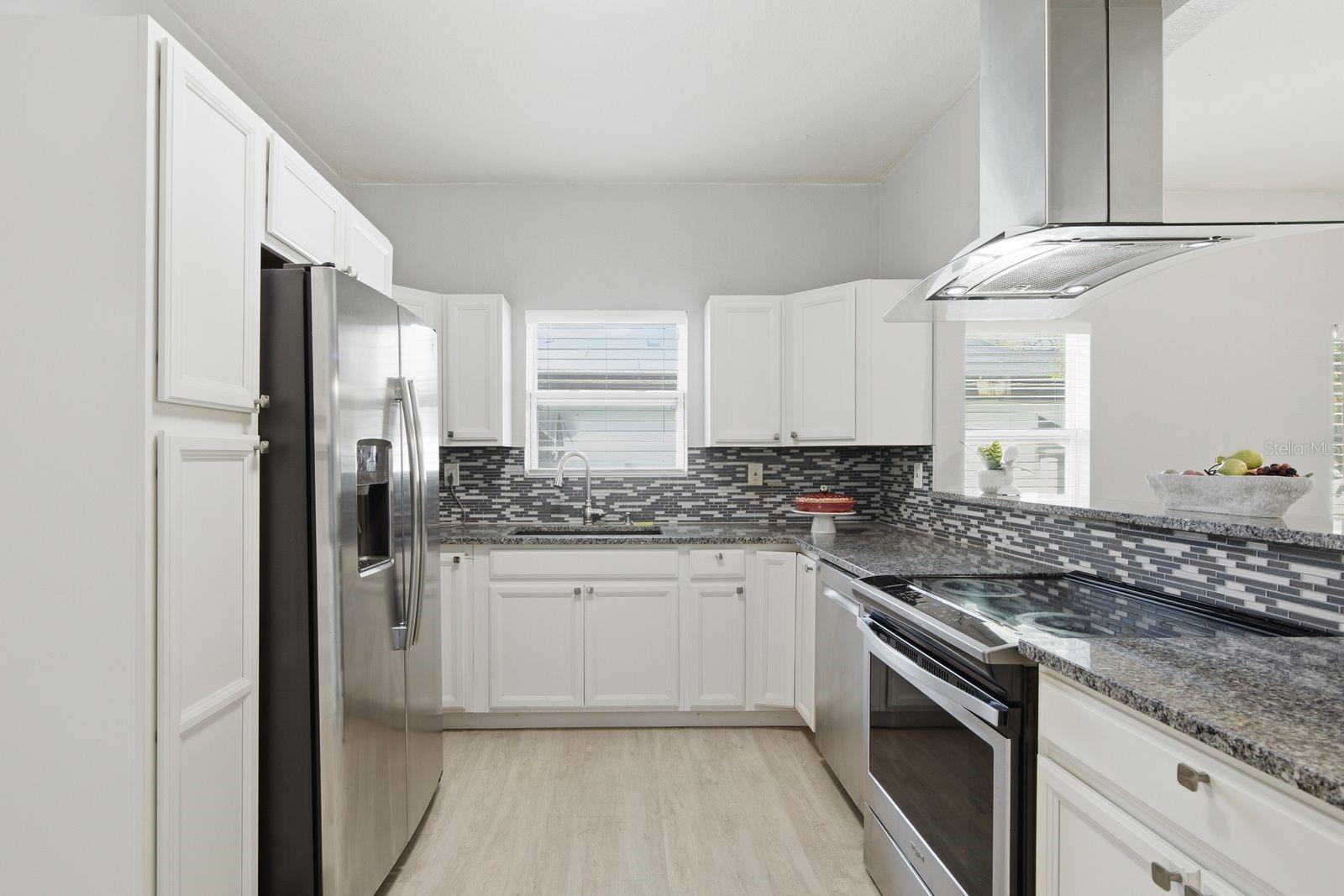 2815 N TALIAFERRO AVE — photo 4